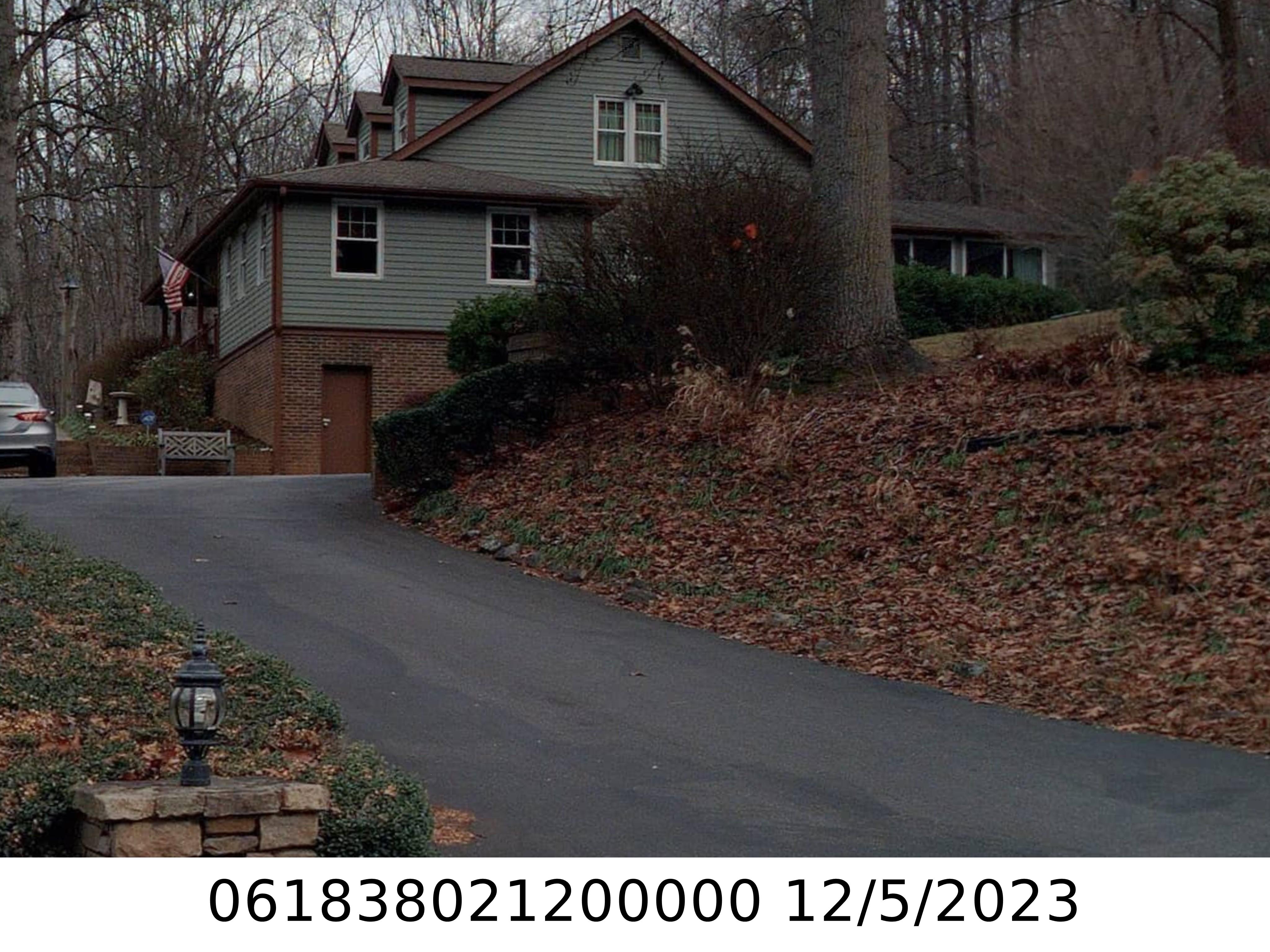 A picture of the property located at 100 VALLEY DR, BLACK MOUNTAIN NC 28711.