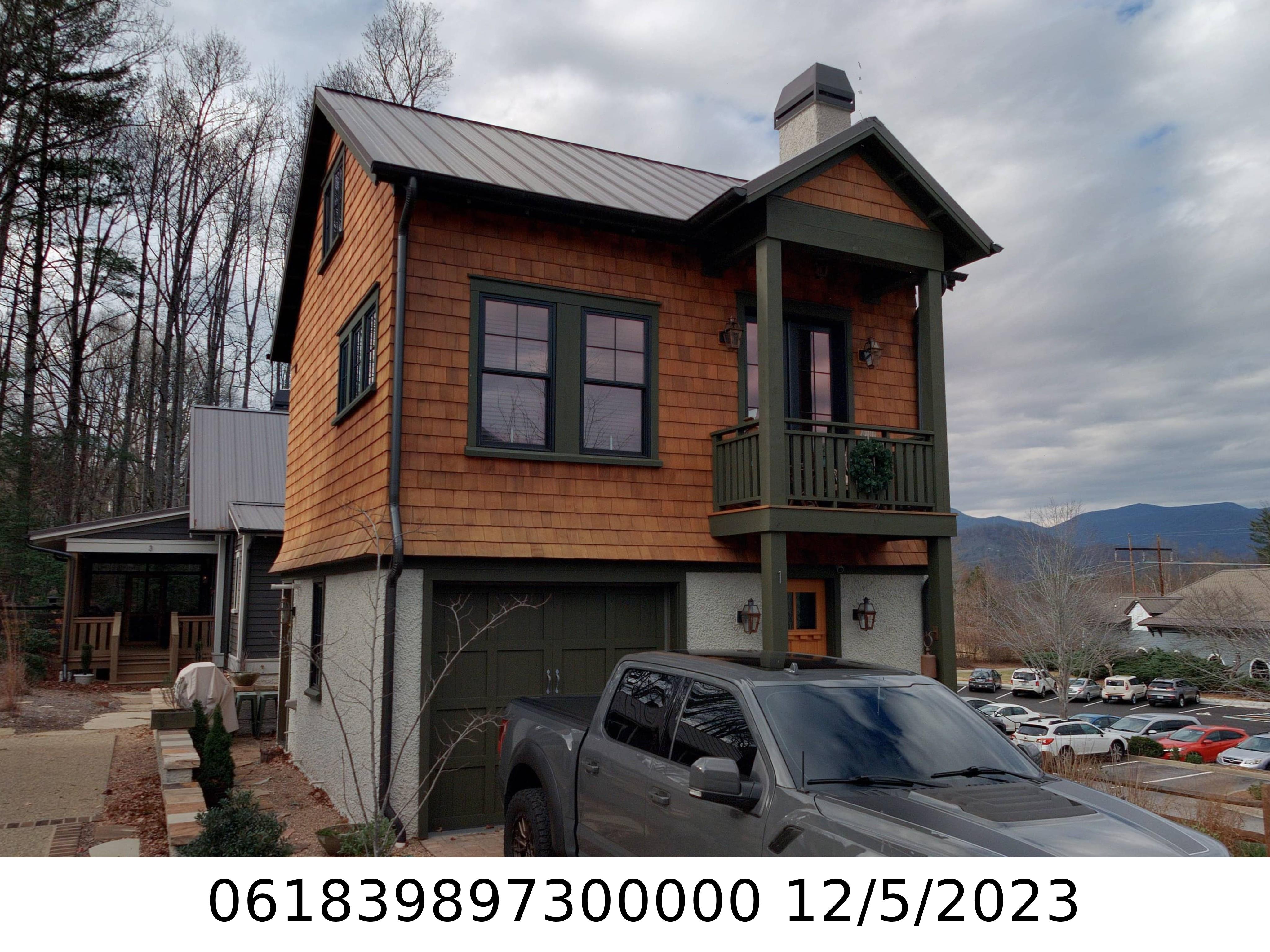 A picture of the property located at 1 FAY JONES LN, BLACK MOUNTAIN NC 28711.