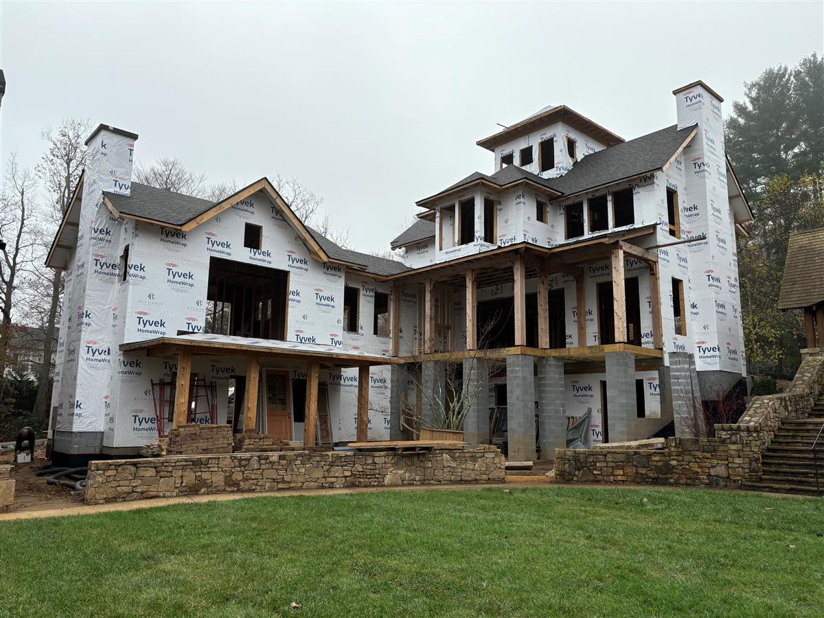 A picture of the property located at 25 RANTIS LN, BLACK MOUNTAIN NC 28711.