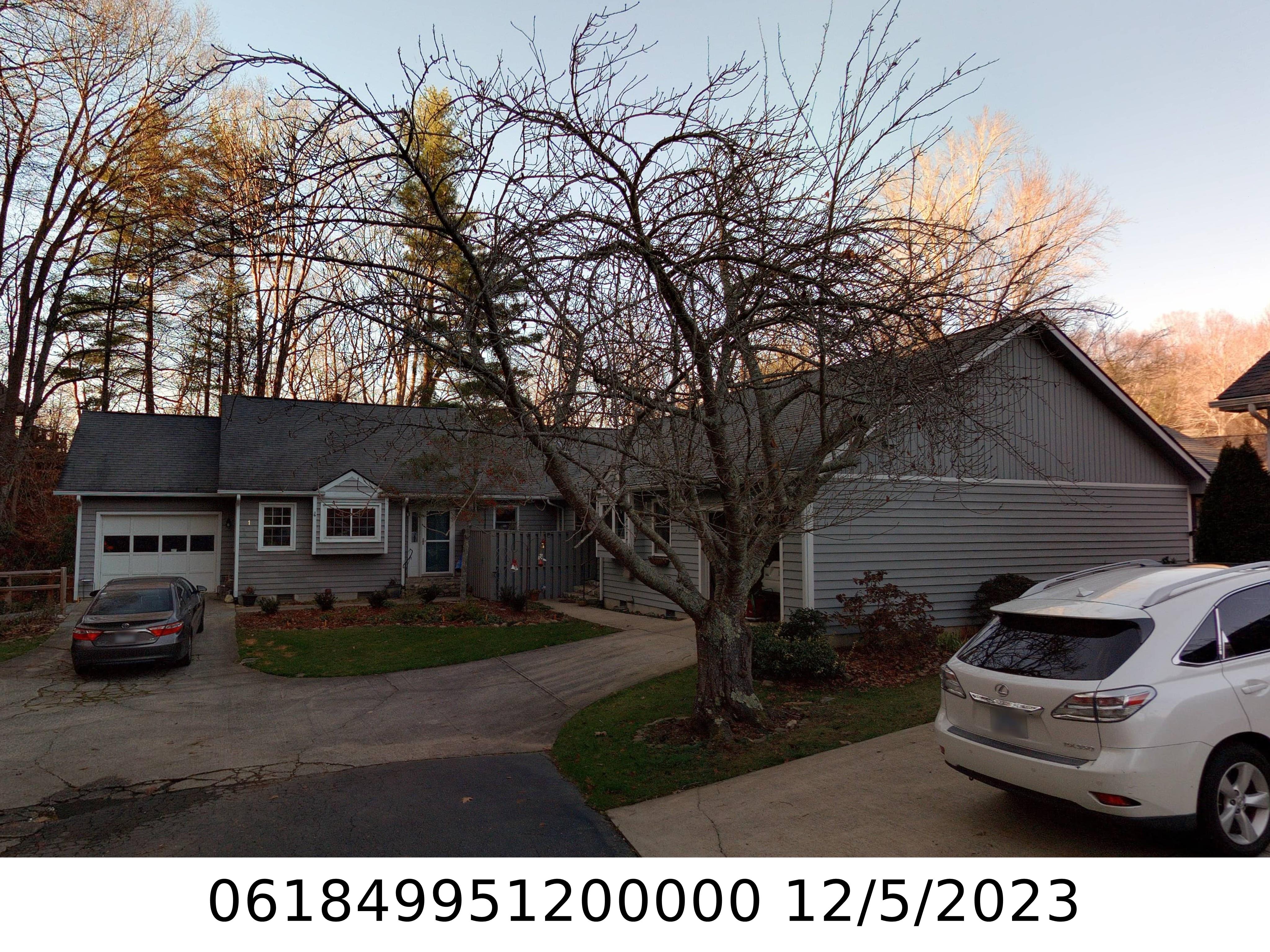 A picture of the property located at 1 LLAMA VISTA CT, BLACK MOUNTAIN NC 28711.