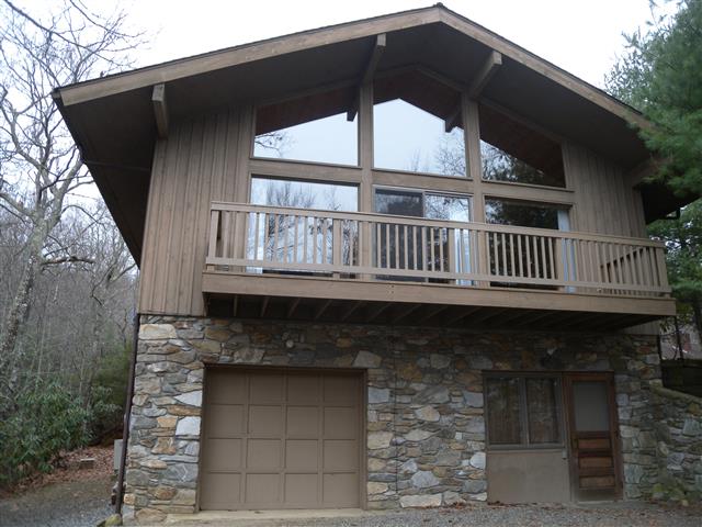 A picture of the property located at 83 MOUNTAIN VIEW RD, BLACK MOUNTAIN NC 28711.