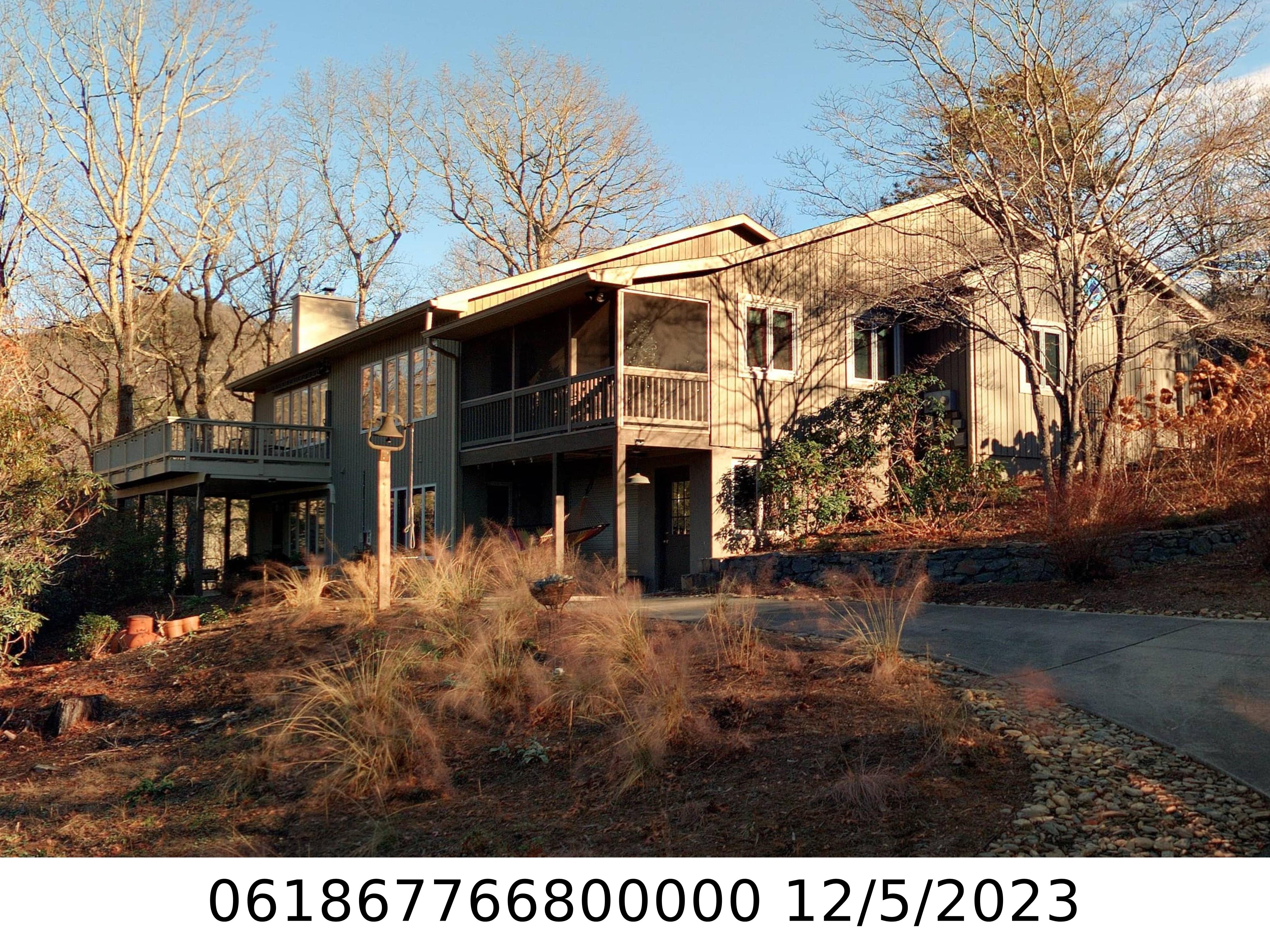 A picture of the property located at 79 MOUNTAIN VIEW RD, BLACK MOUNTAIN NC 28711.