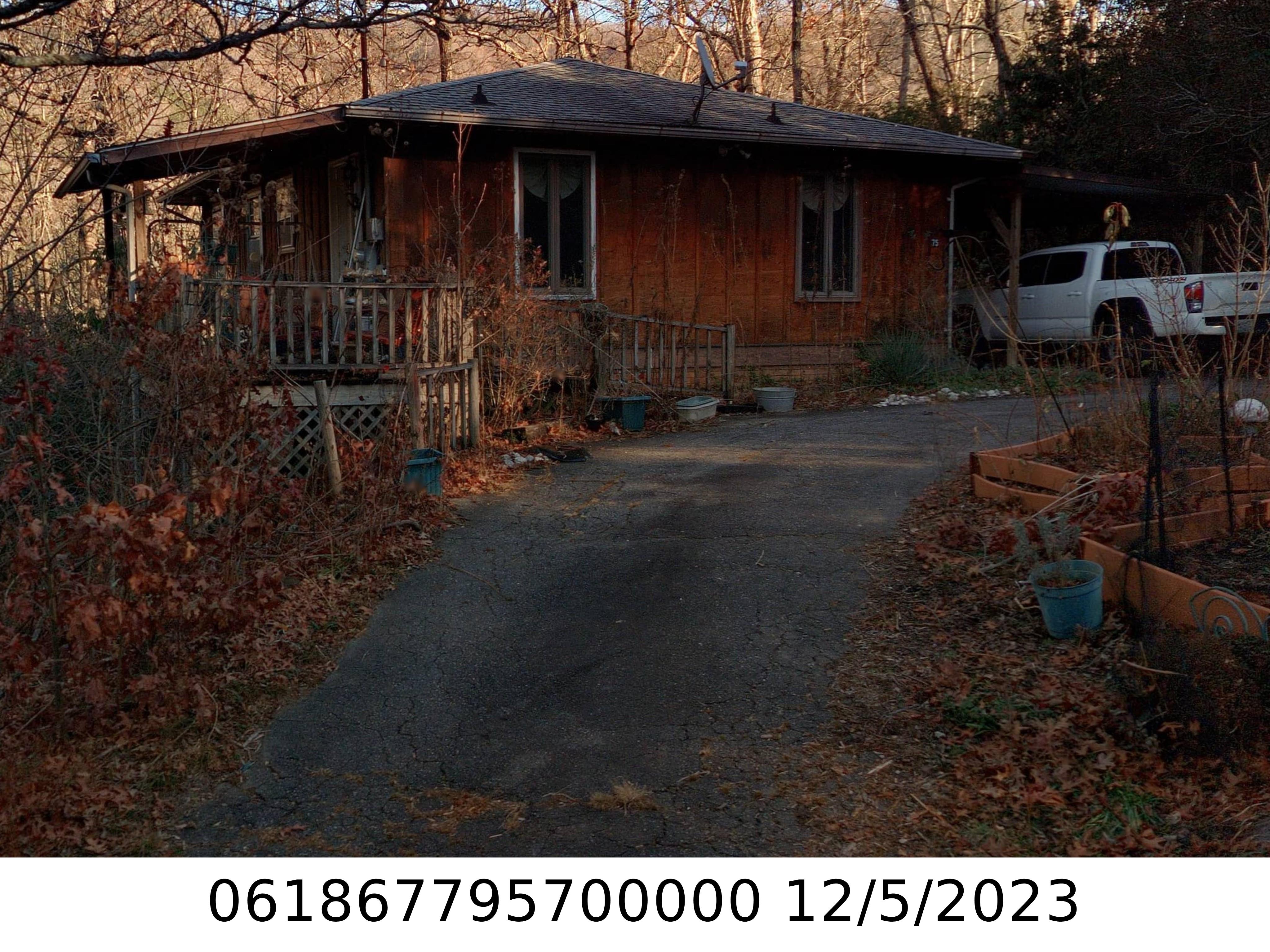 A picture of the property located at 75 MOUNTAIN VIEW RD, BLACK MOUNTAIN NC 28711.