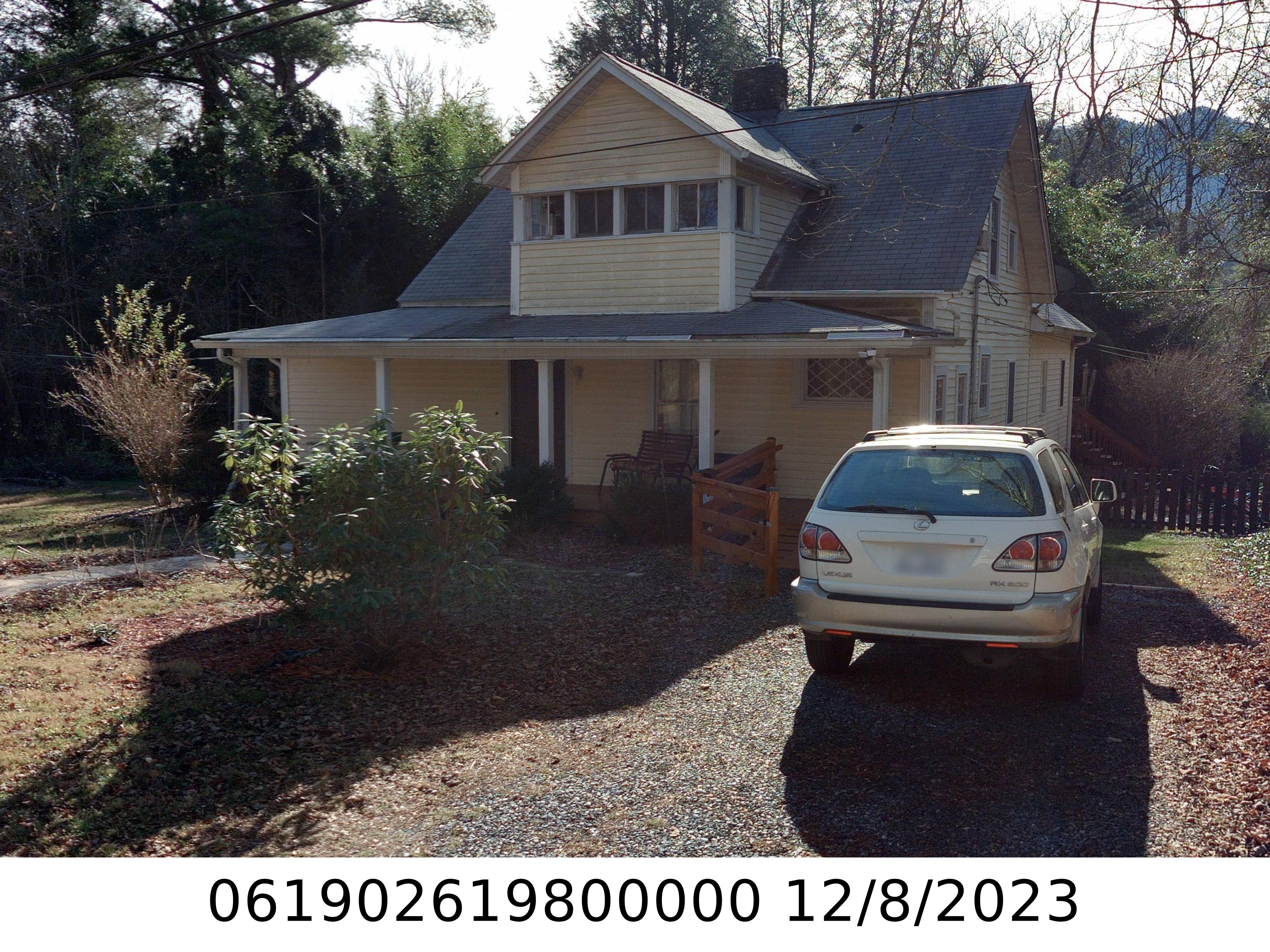 A picture of the property located at 103 BRIERBROOK RD, BLACK MOUNTAIN NC 28711.