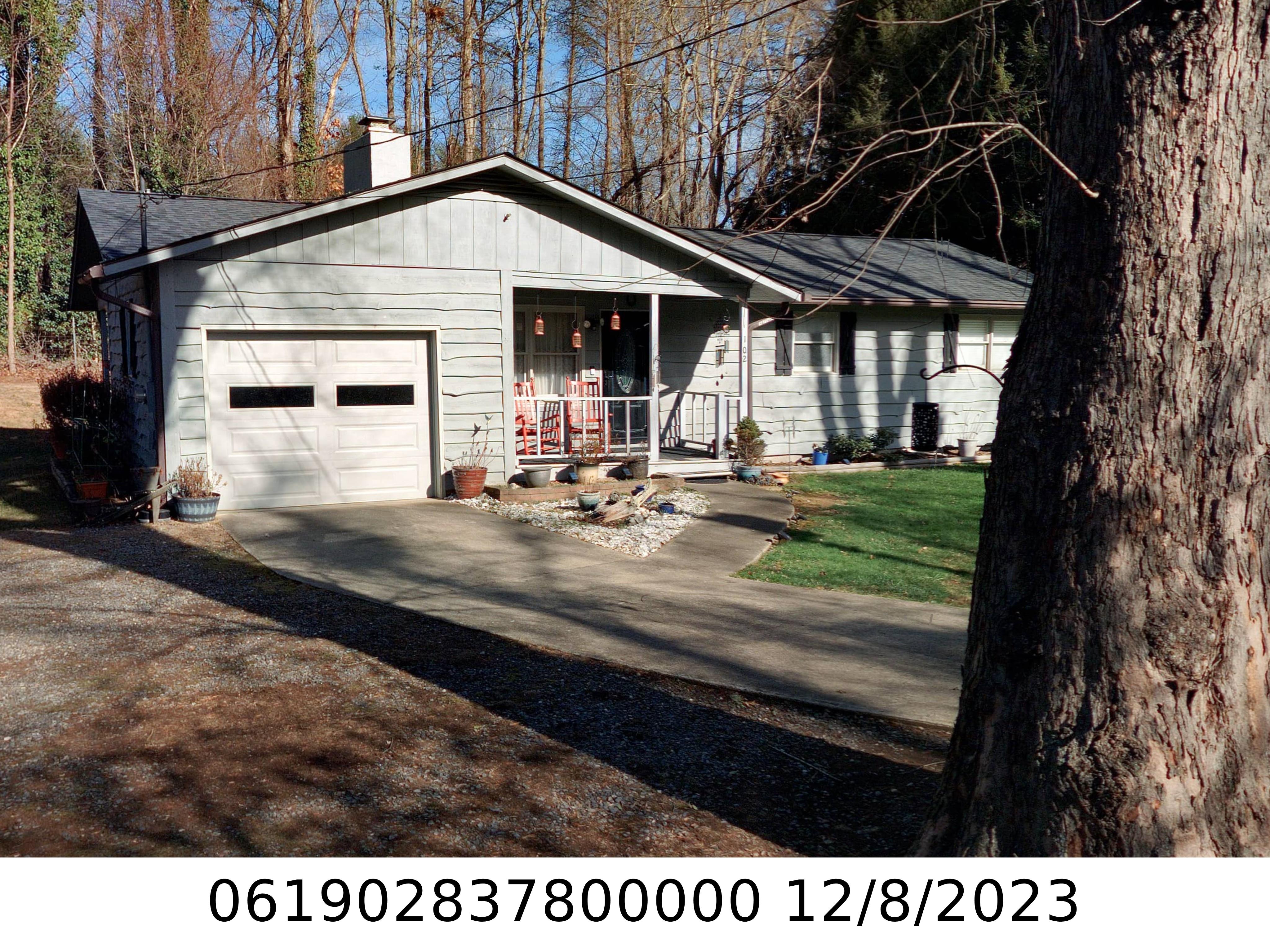 A picture of the property located at 102 BRIERBROOK RD, BLACK MOUNTAIN NC 28711.