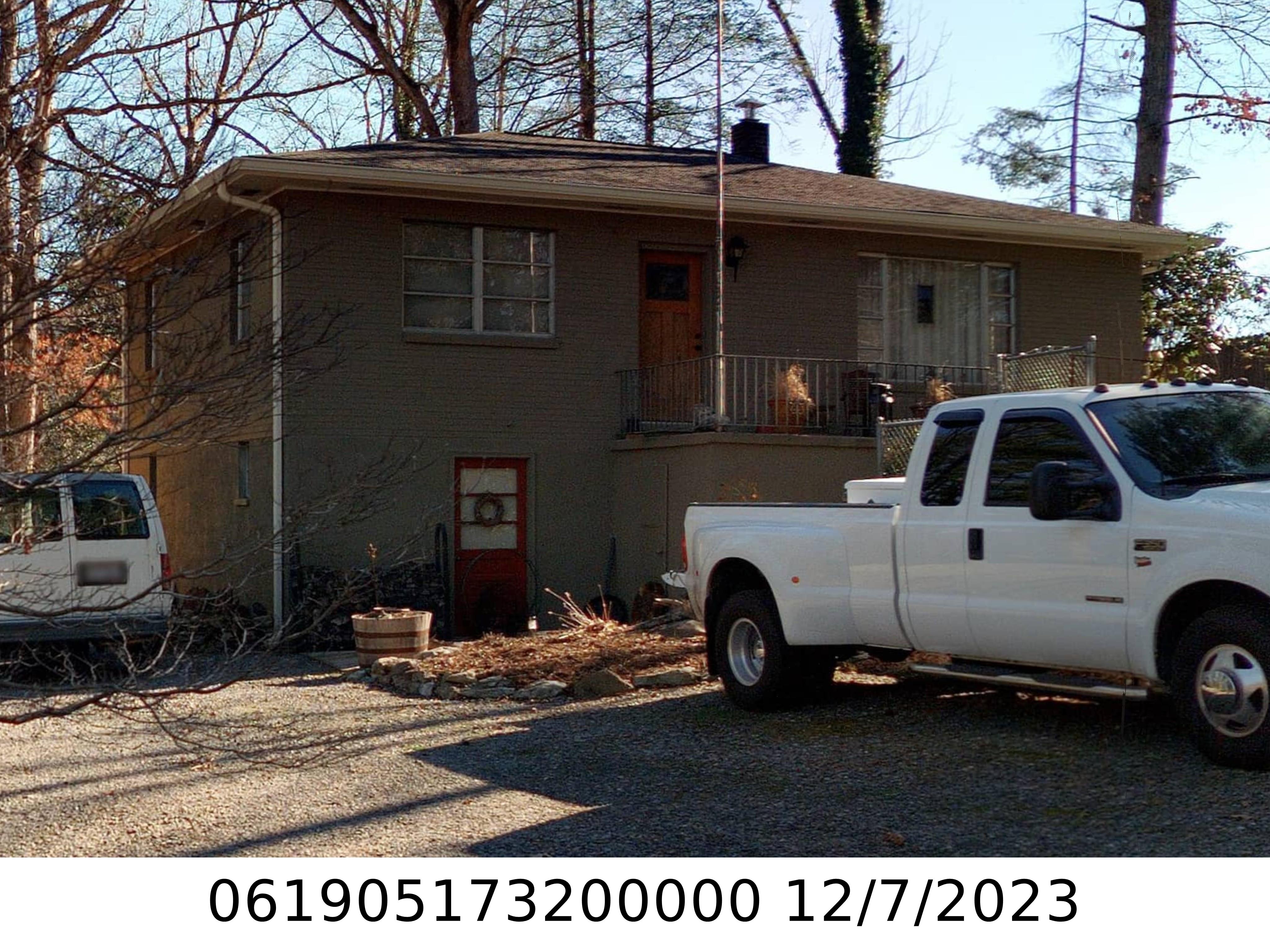 A picture of the property located at 212 E COLLEGE ST, BLACK MOUNTAIN NC 28711.
