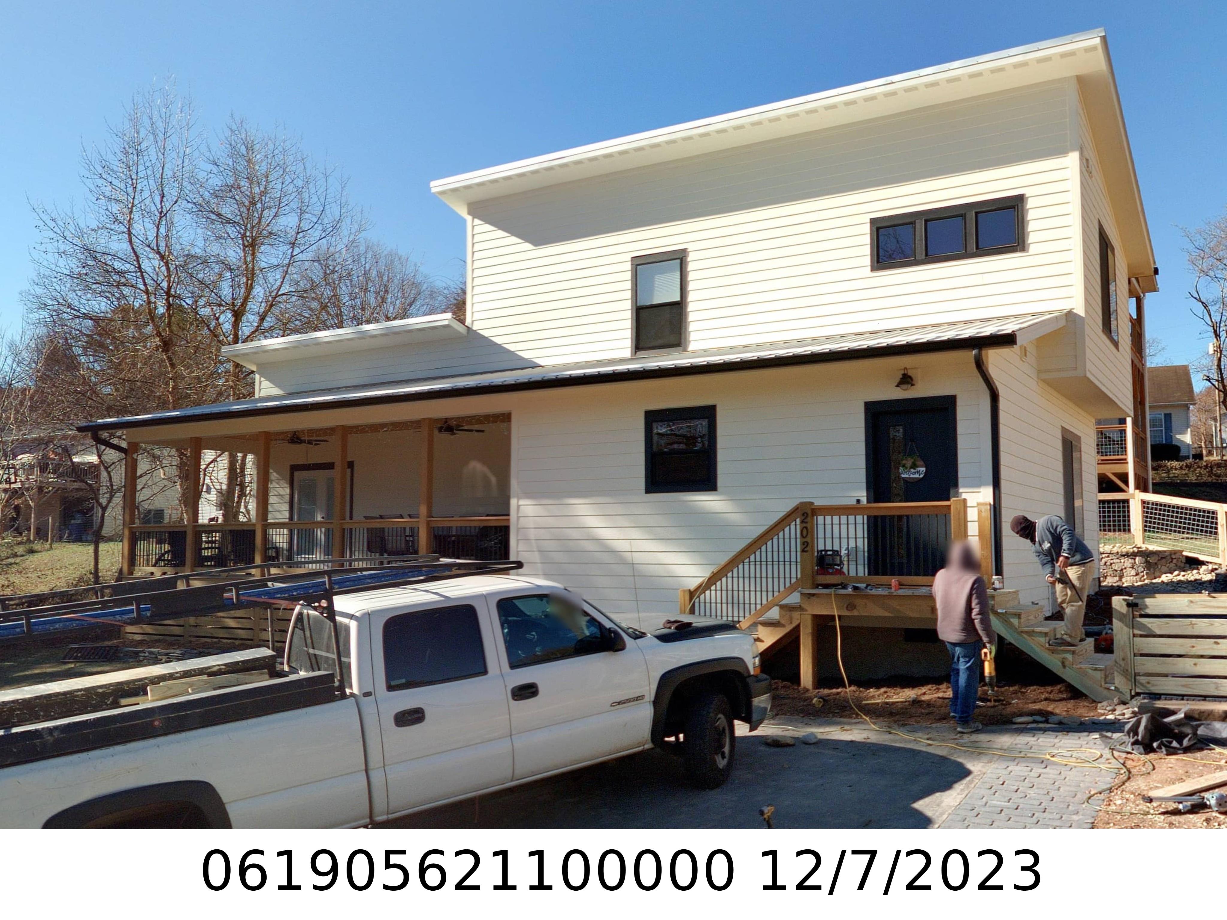 A picture of the property located at 202 SWANNANOA AVE, BLACK MOUNTAIN NC 28711.
