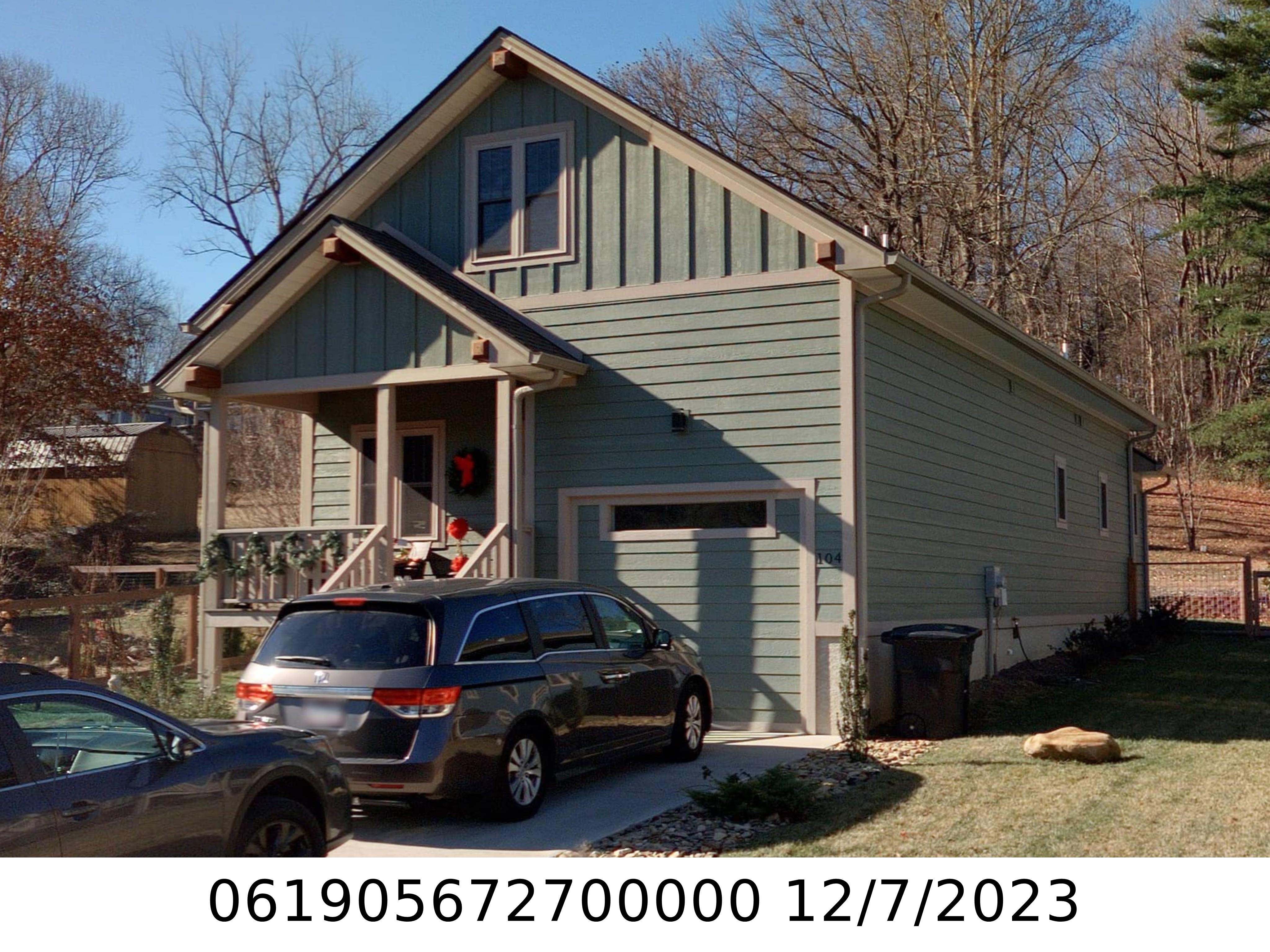 A picture of the property located at 104 SWANNANOA AVE, BLACK MOUNTAIN NC 28711.