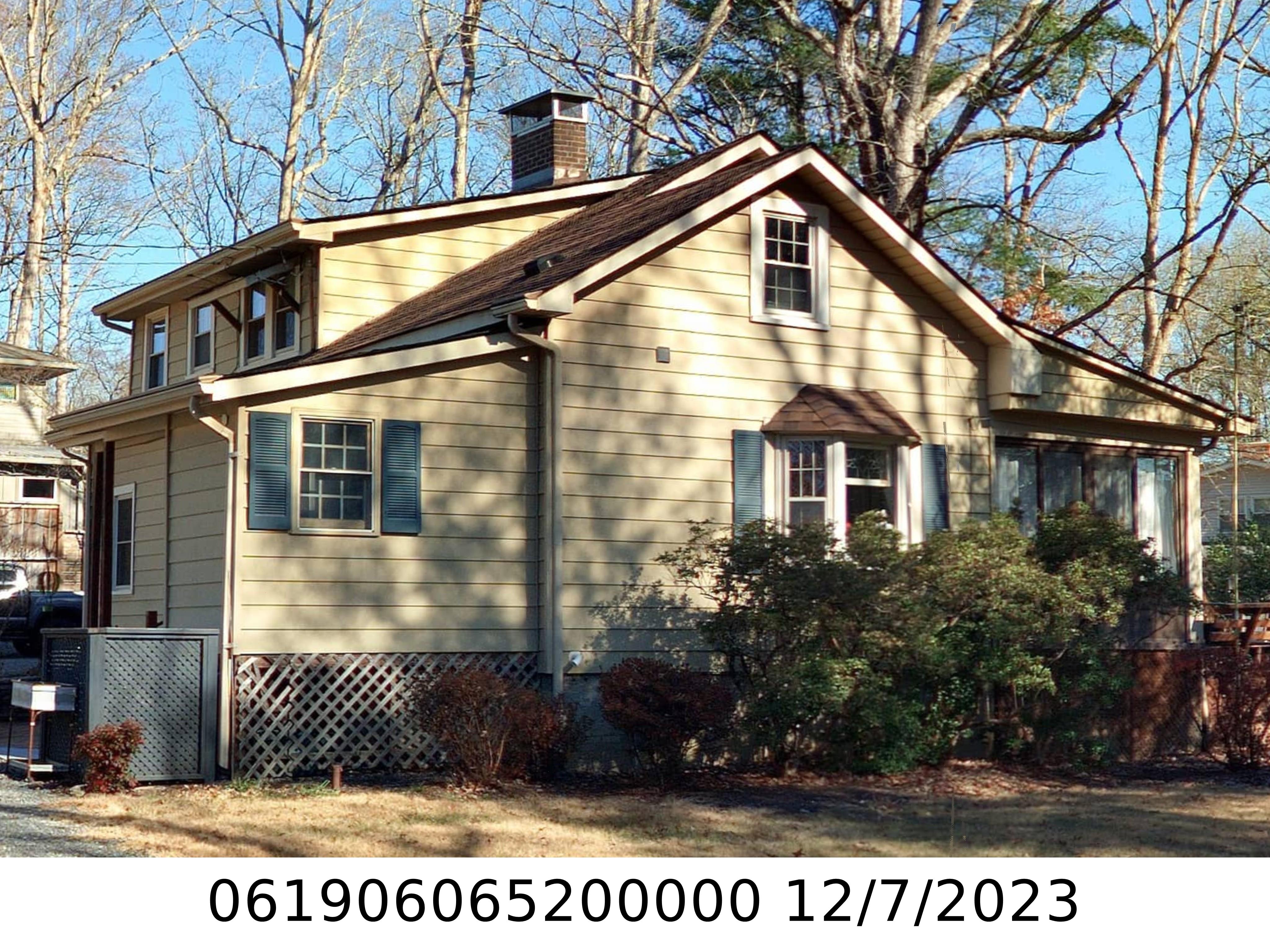 A picture of the property located at 102 POPLAR ST, BLACK MOUNTAIN NC 28711.