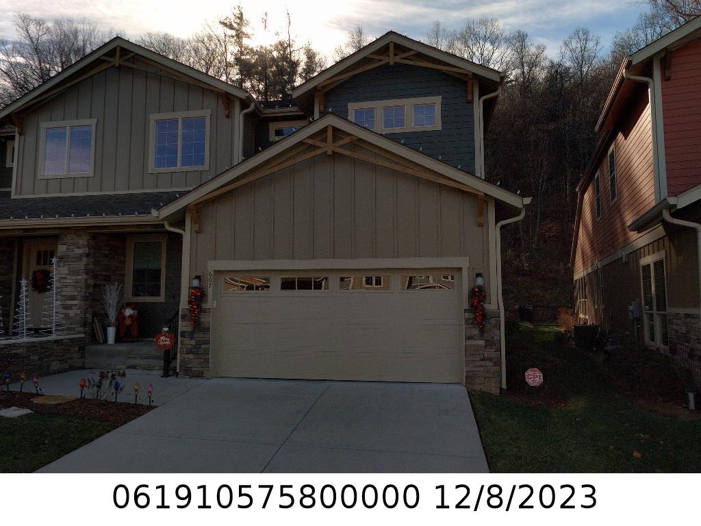 A picture of the property located at 607 SUGAR MAGNOLIA PL, BLACK MOUNTAIN NC 28711.