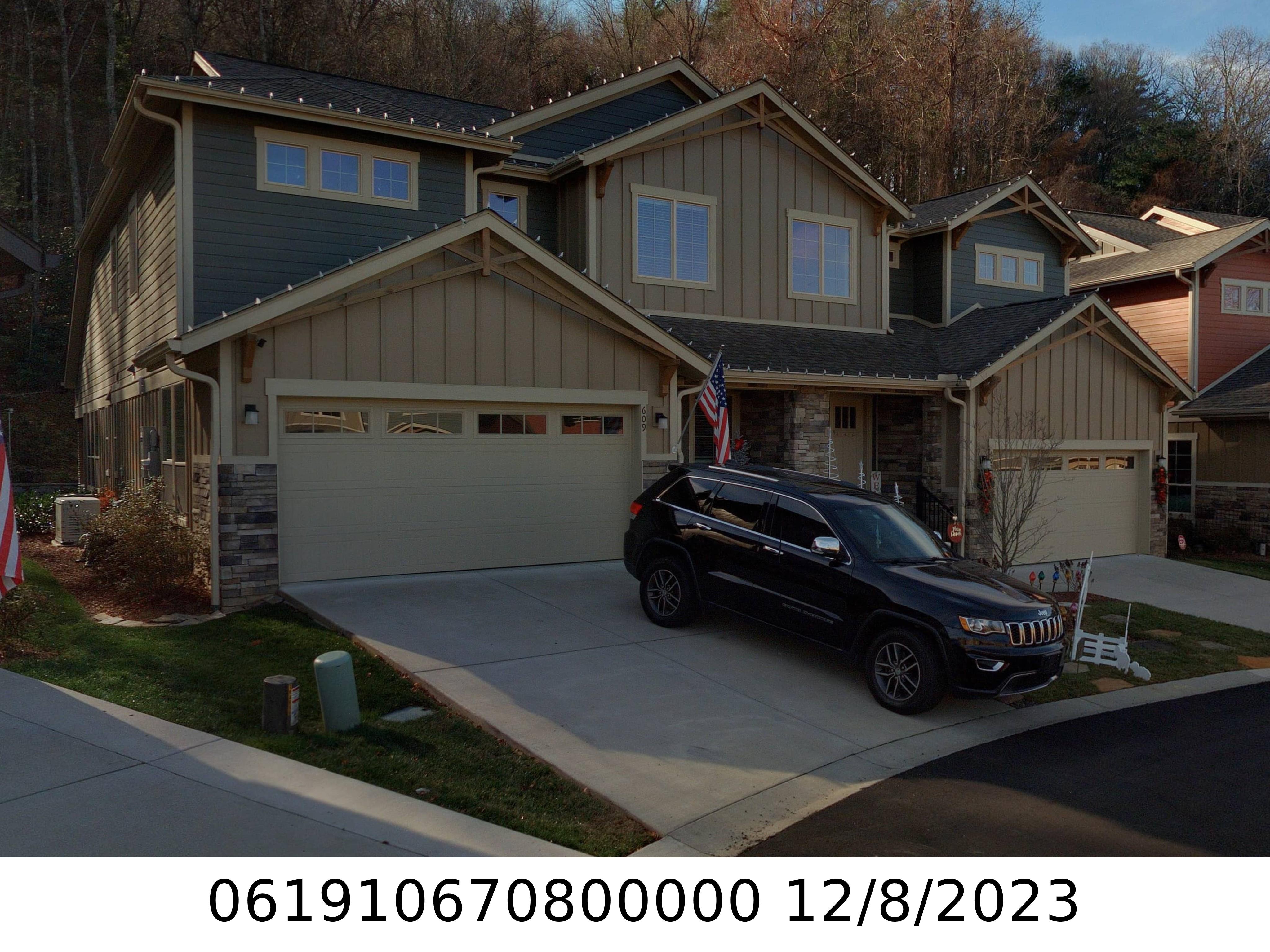 A picture of the property located at 609 SUGAR MAGNOLIA PL, BLACK MOUNTAIN NC 28711.