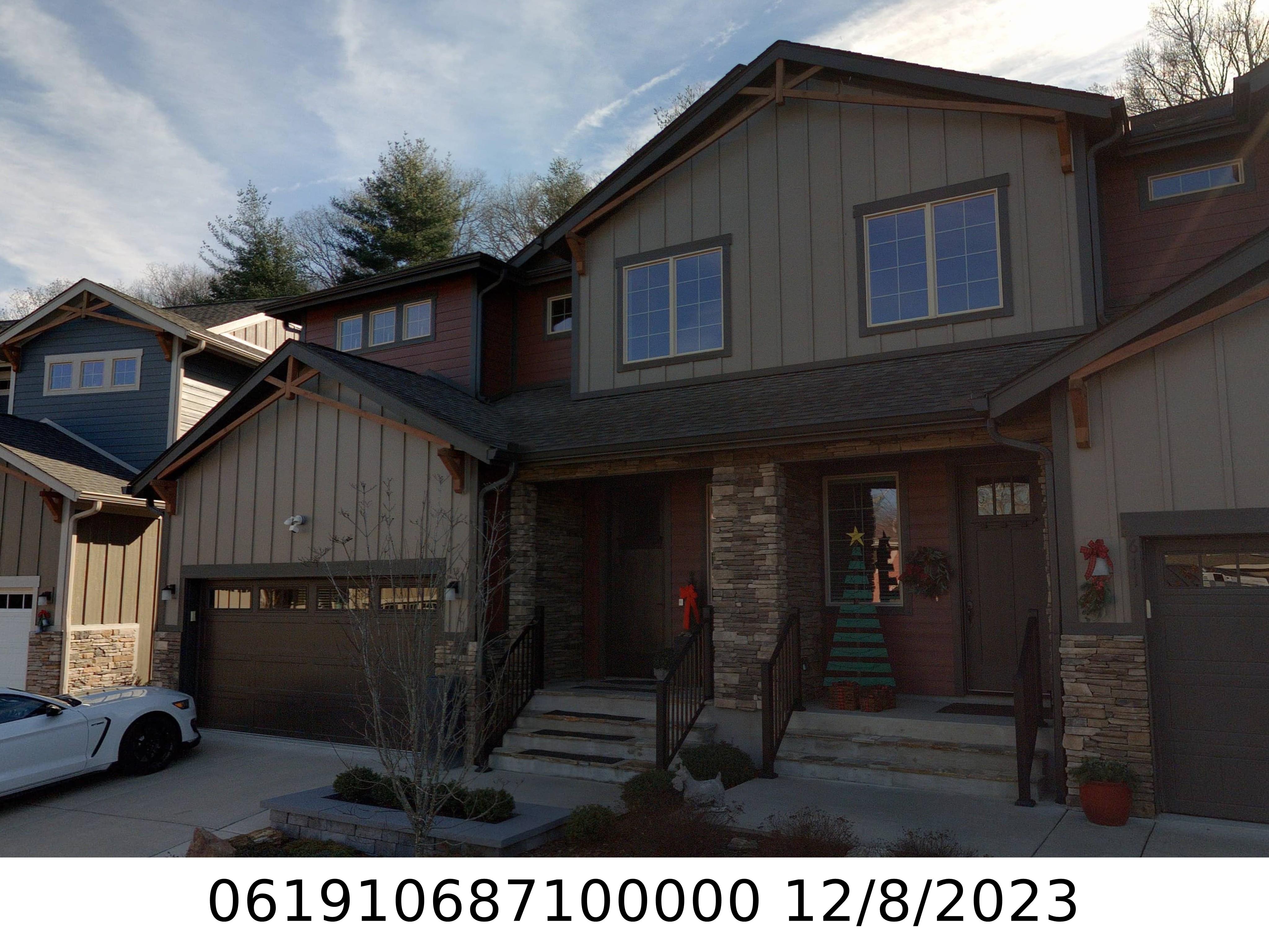 A picture of the property located at 613 SUGAR MAGNOLIA PL, BLACK MOUNTAIN NC 28711.