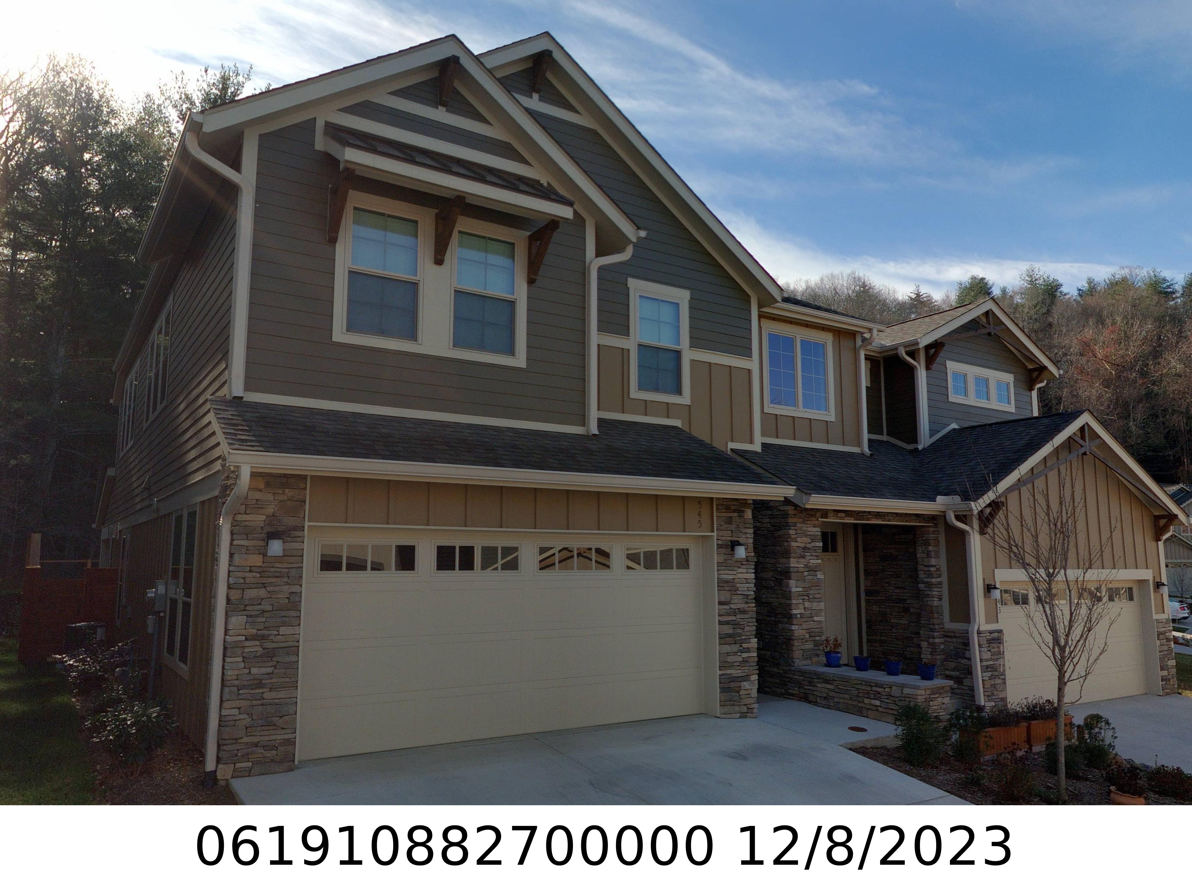 A picture of the property located at 545 SWEET BIRCH PARK LN, BLACK MOUNTAIN NC 28711.