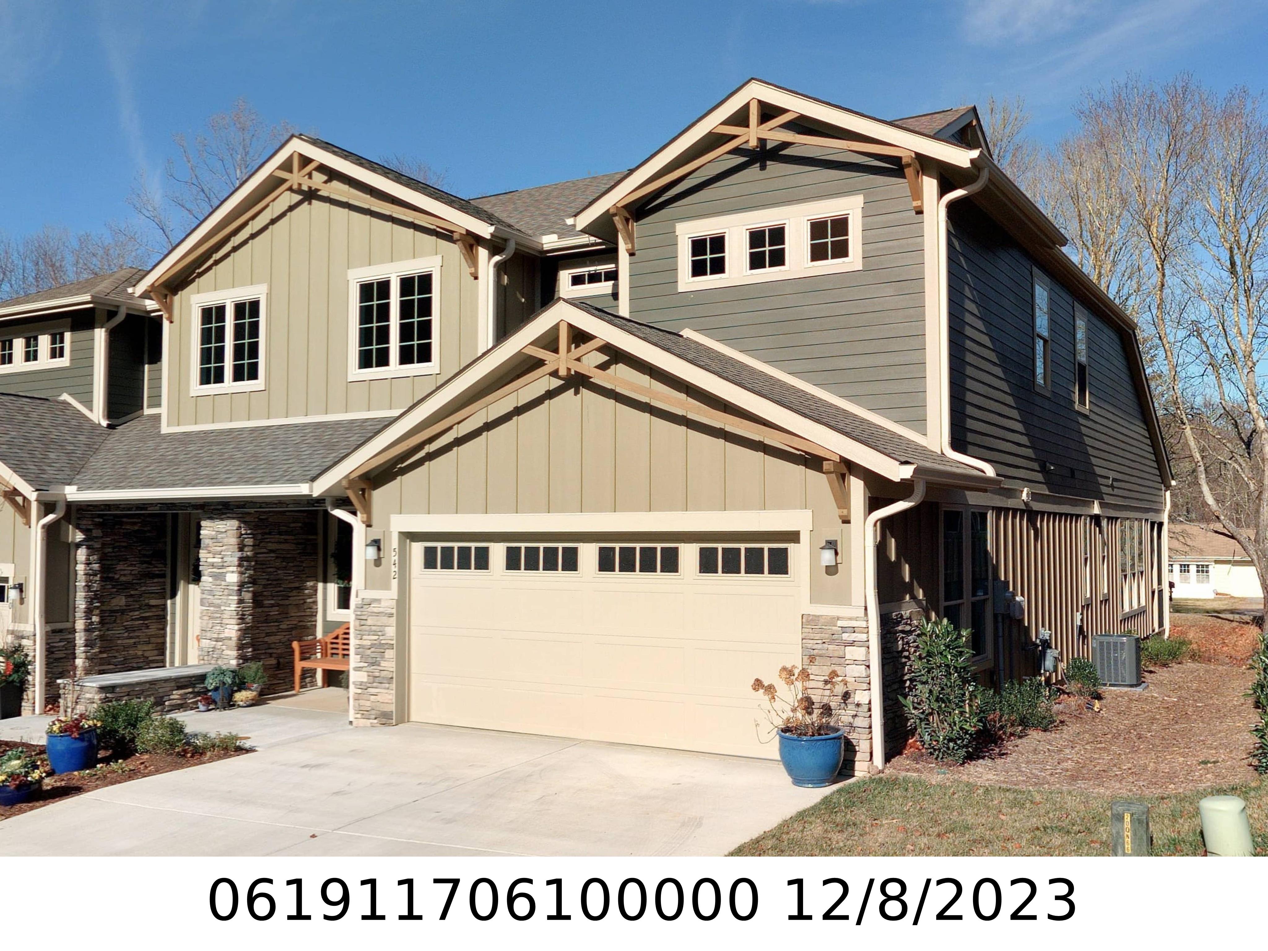 A picture of the property located at 542 SWEET BIRCH PARK LN, BLACK MOUNTAIN NC 28711.