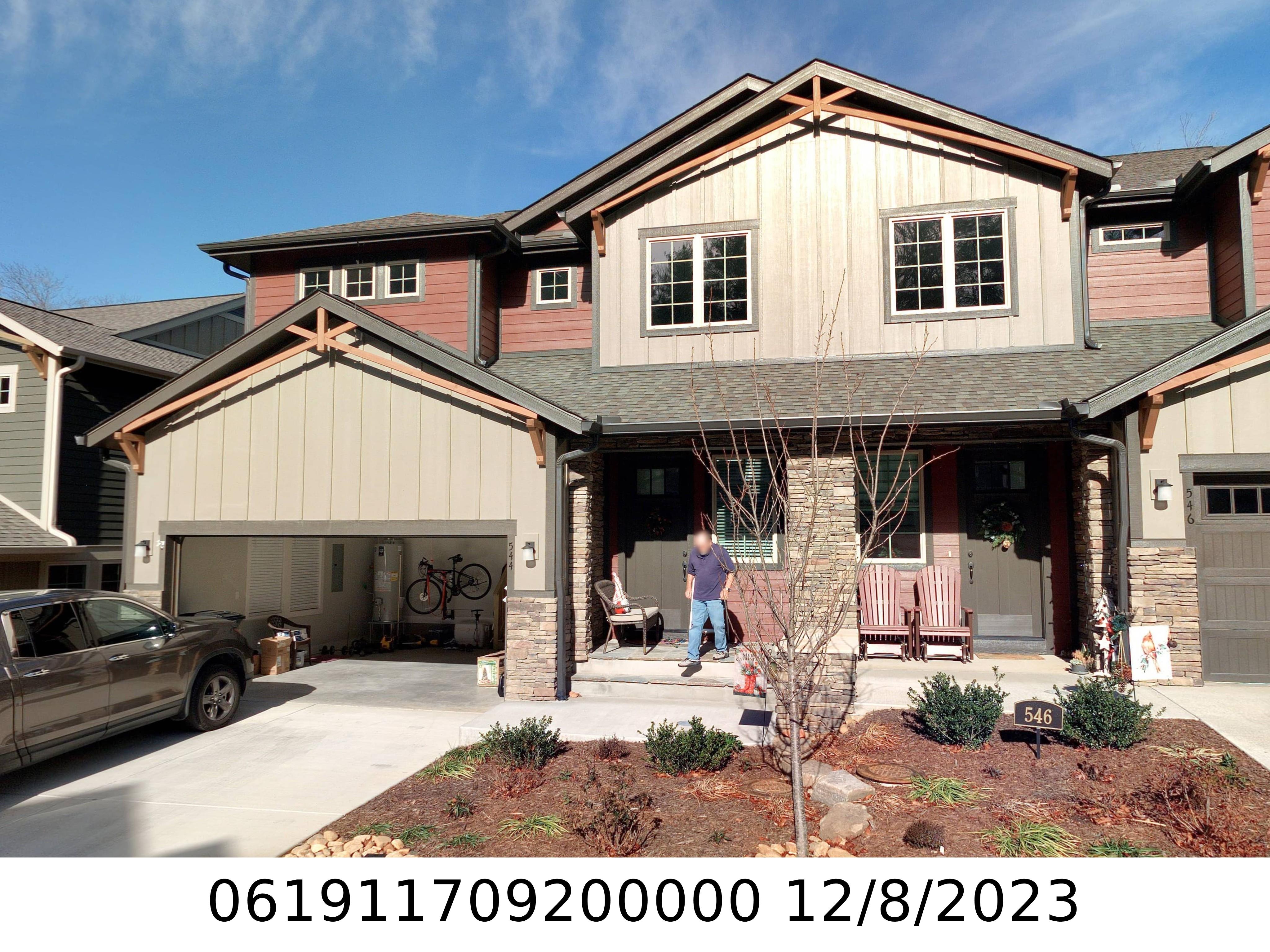 A picture of the property located at 544 SWEET BIRCH PARK LN, BLACK MOUNTAIN NC 28711.