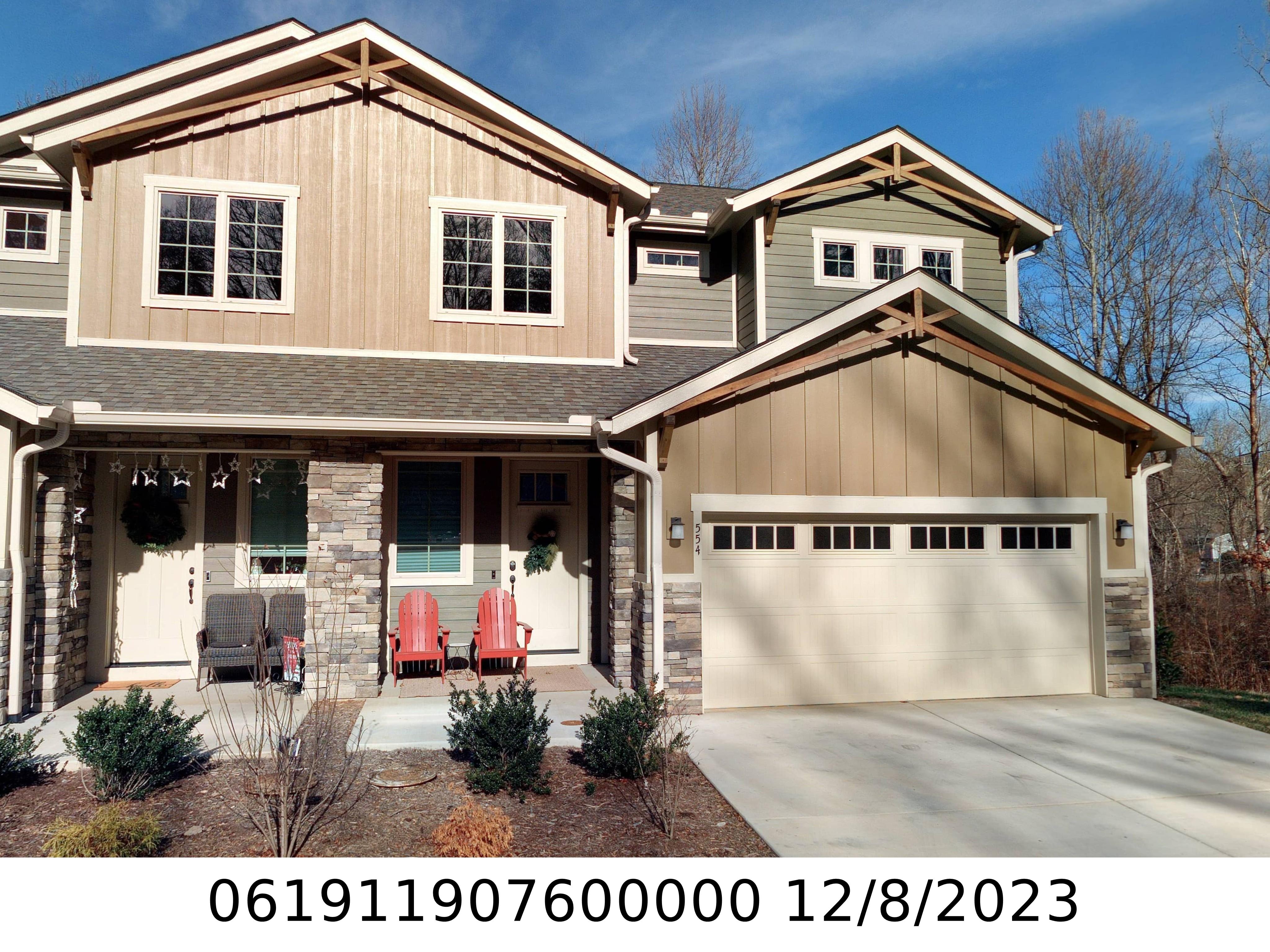 A picture of the property located at 554 SWEET BIRCH PARK LN, BLACK MOUNTAIN NC 28711.