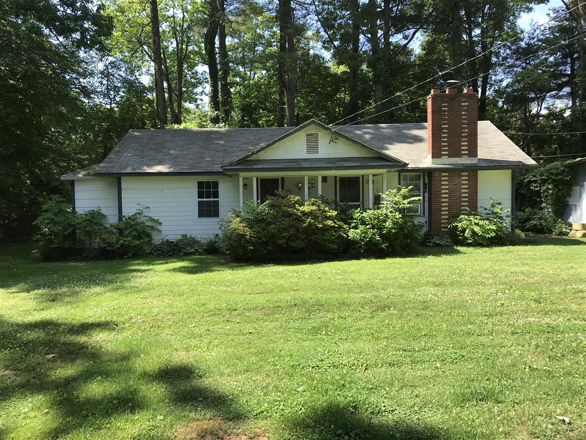 A picture of the property located at 102 TERRY ESTATE DR # C2, BLACK MOUNTAIN NC 28711.