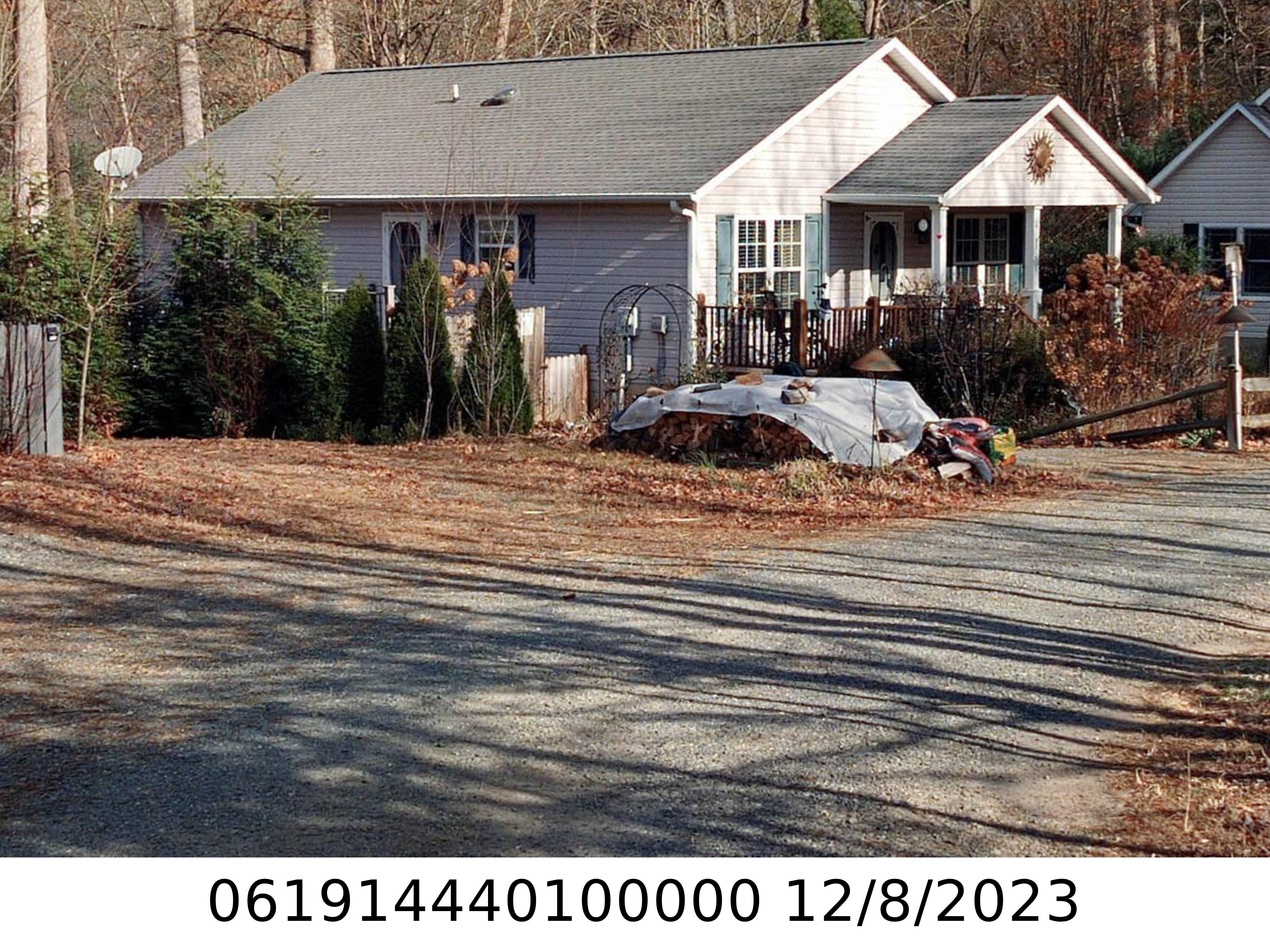 A picture of the property located at 11 AMYS WAY, BLACK MOUNTAIN NC 28711.