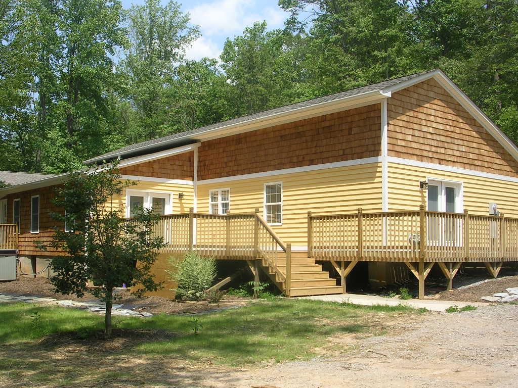 A picture of the property located at 103 CRAGMONT RD, BLACK MOUNTAIN NC 28711.