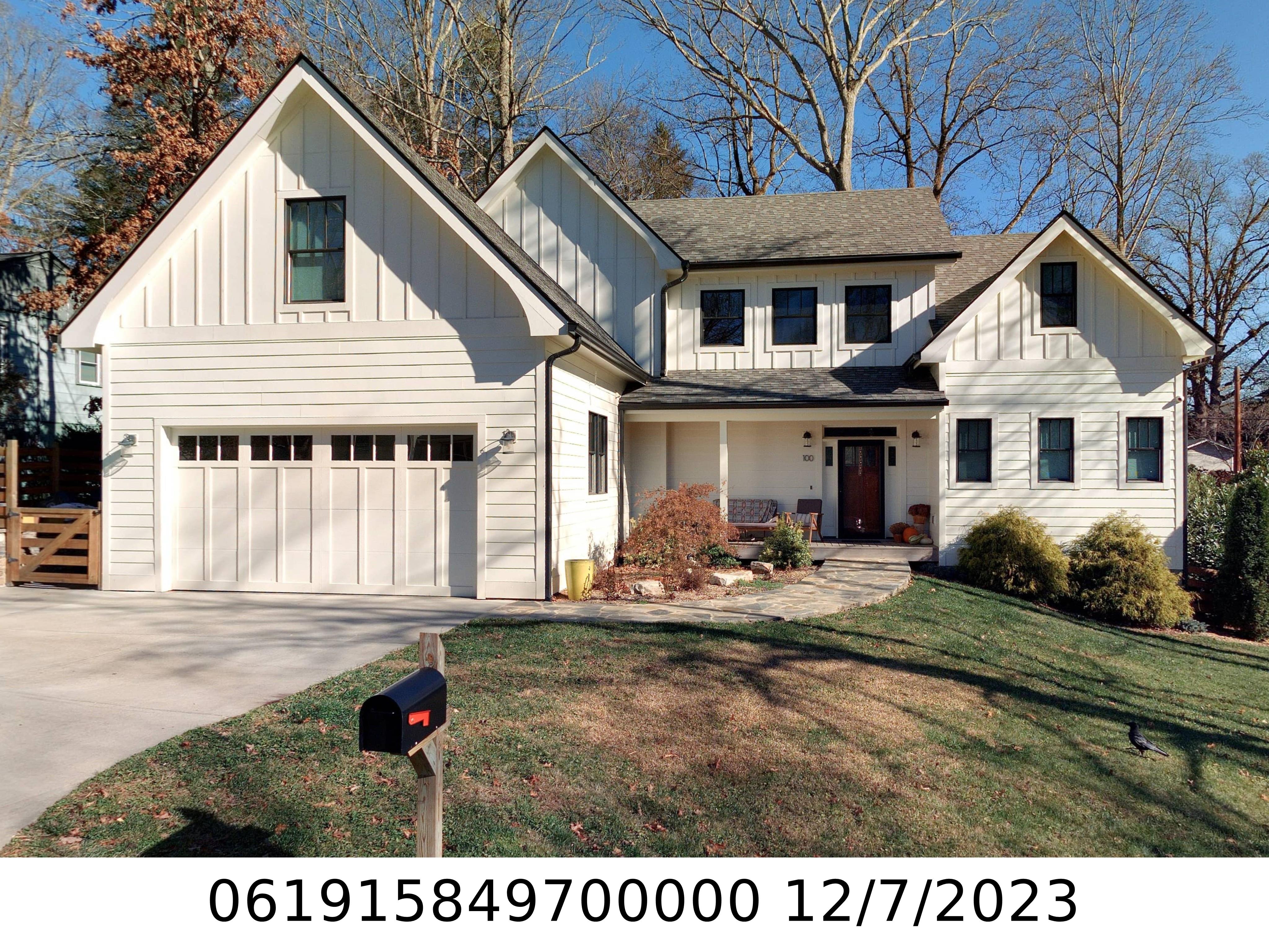 A picture of the property located at 100 RIDGE ST, BLACK MOUNTAIN NC 28711.