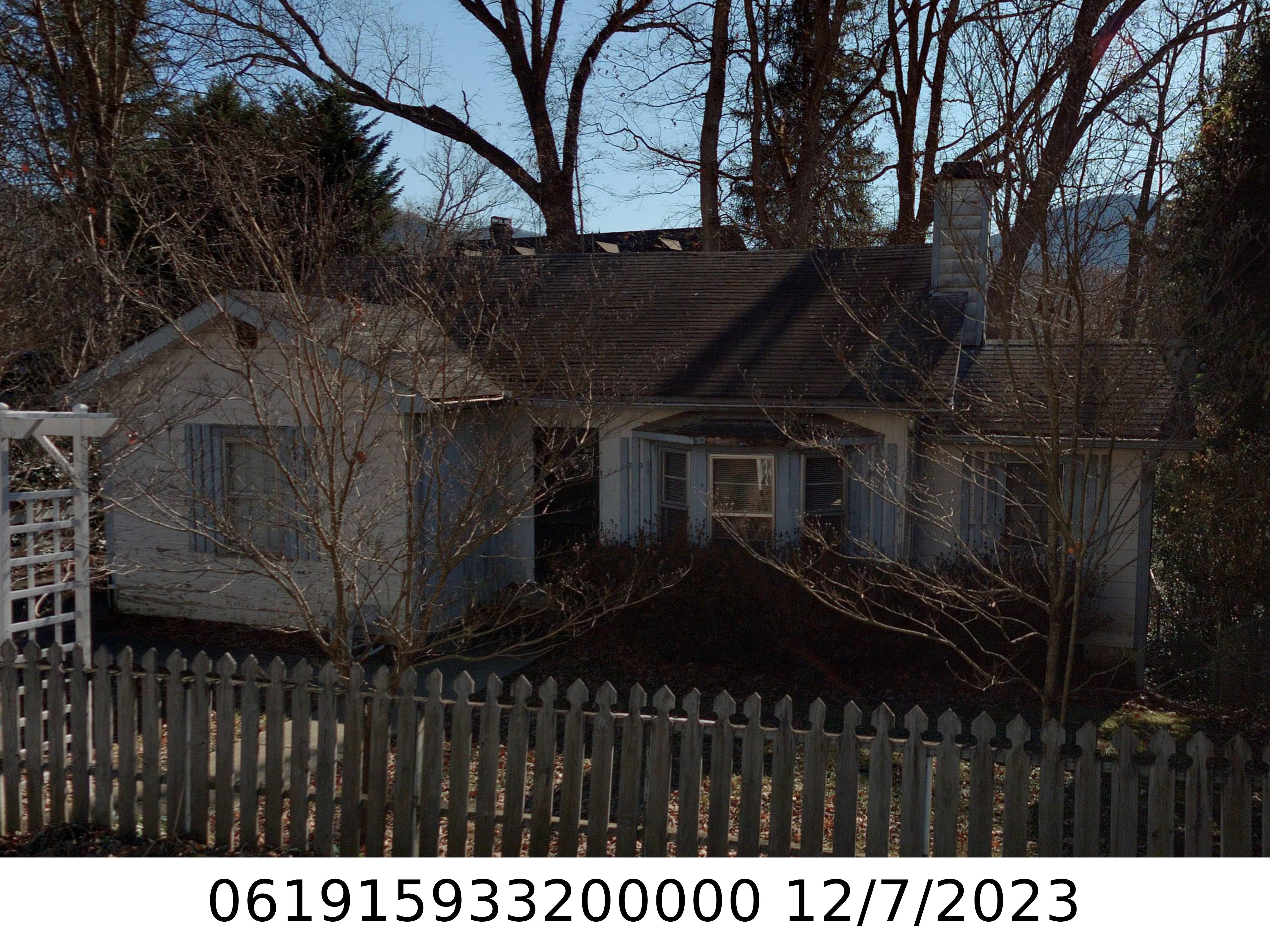 A picture of the property located at 105 BORDER ST, BLACK MOUNTAIN NC 28711.