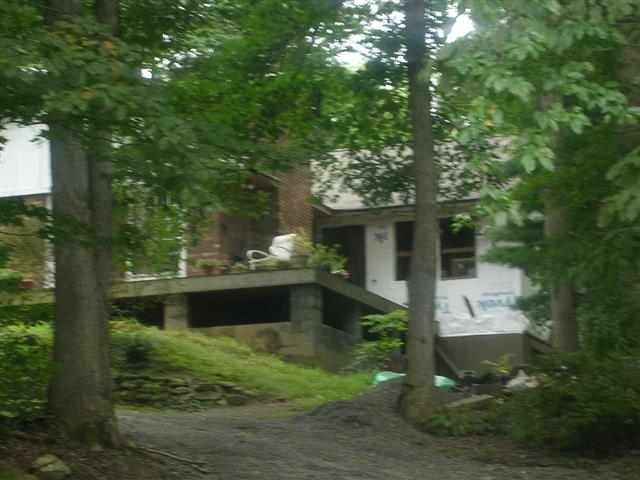 A picture of the property located at 114 OAKLAND DR, BLACK MOUNTAIN NC 28711.