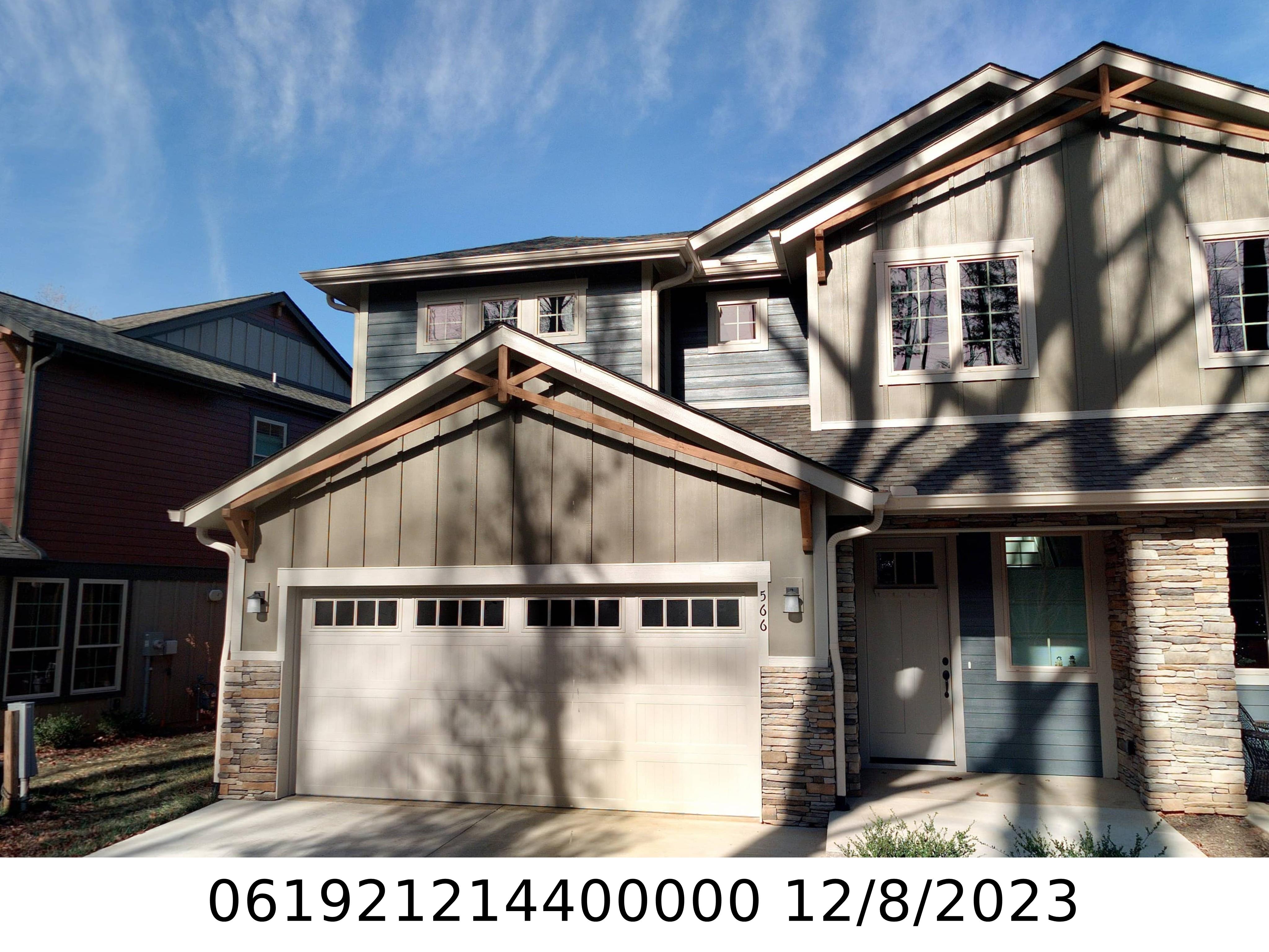 A picture of the property located at 566 SWEET BIRCH PARK LN, BLACK MOUNTAIN NC 28711.