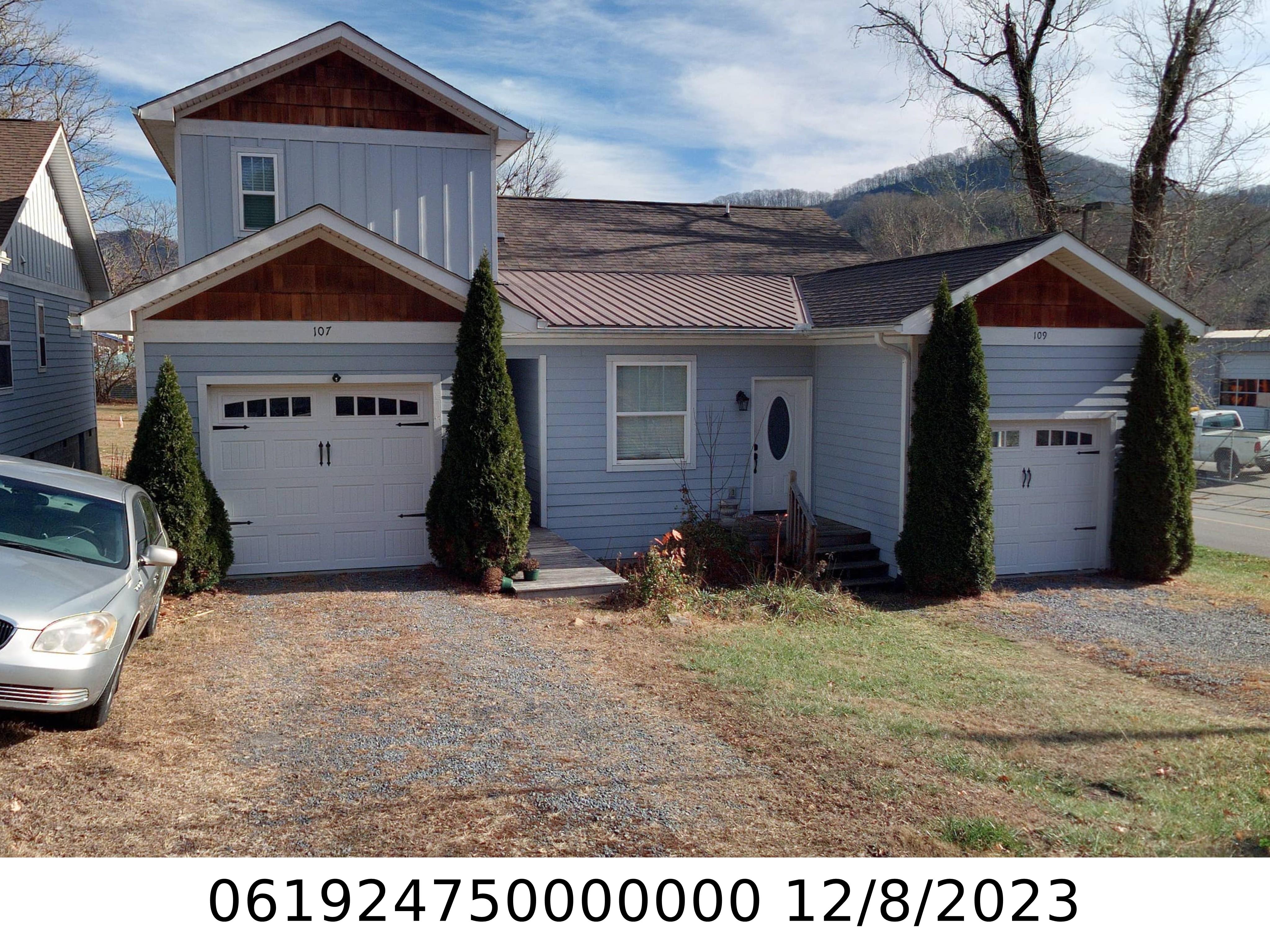 A picture of the property located at 107 BRIDGE ST, BLACK MOUNTAIN NC 28711.