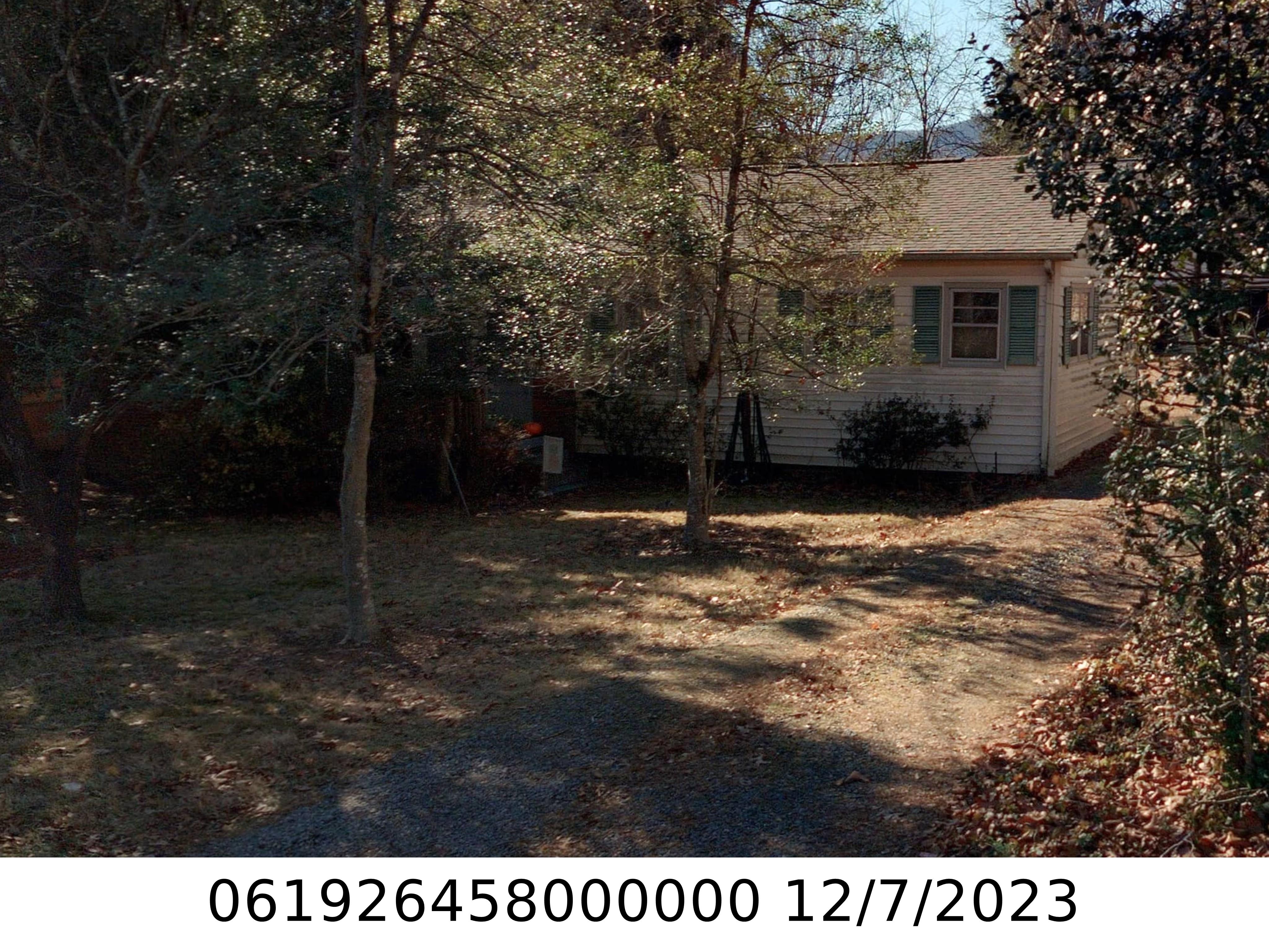 A picture of the property located at 121 CHURCH ST, BLACK MOUNTAIN NC 28711.