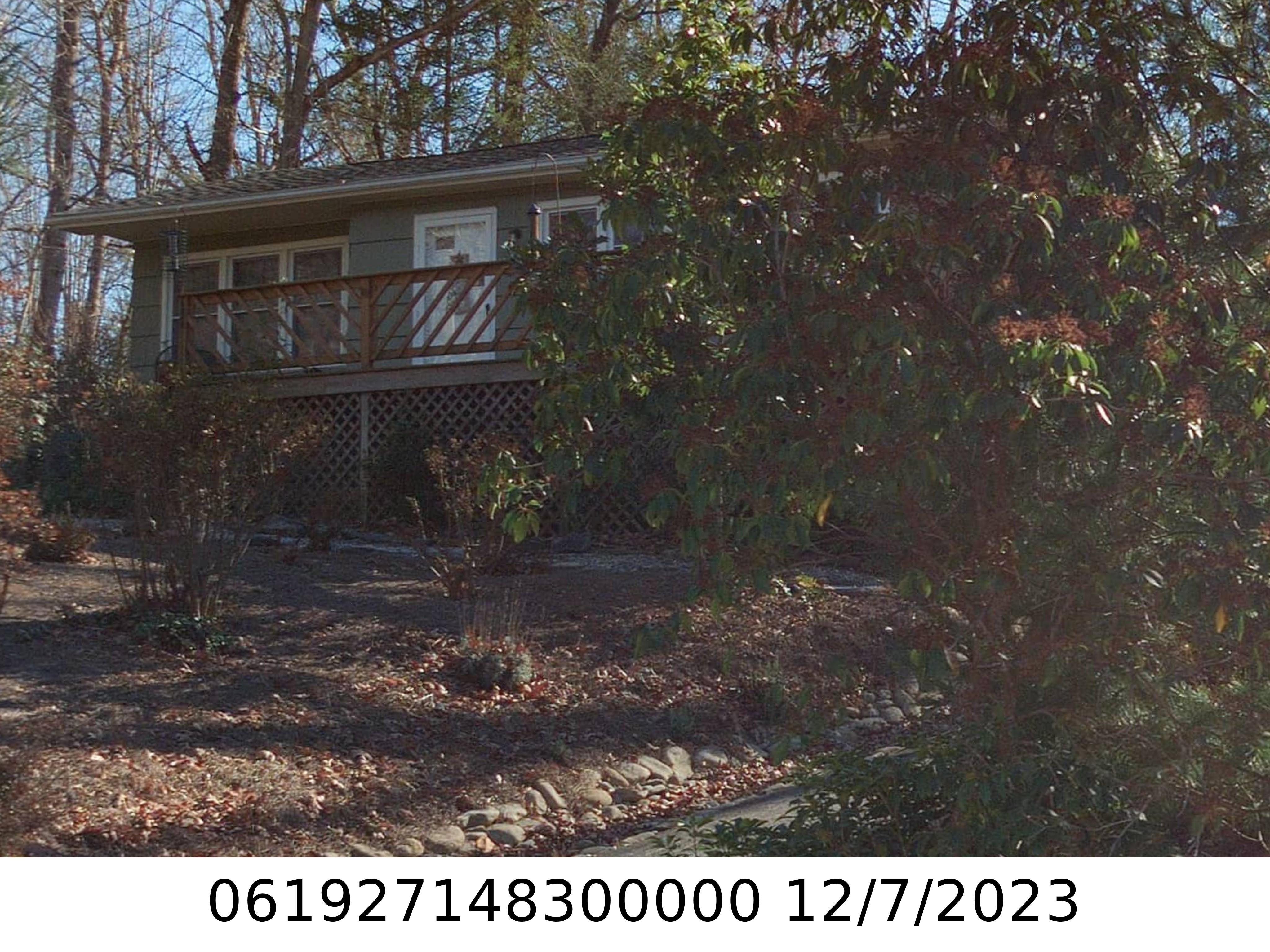 A picture of the property located at 101 S PARK LN, BLACK MOUNTAIN NC 28711.