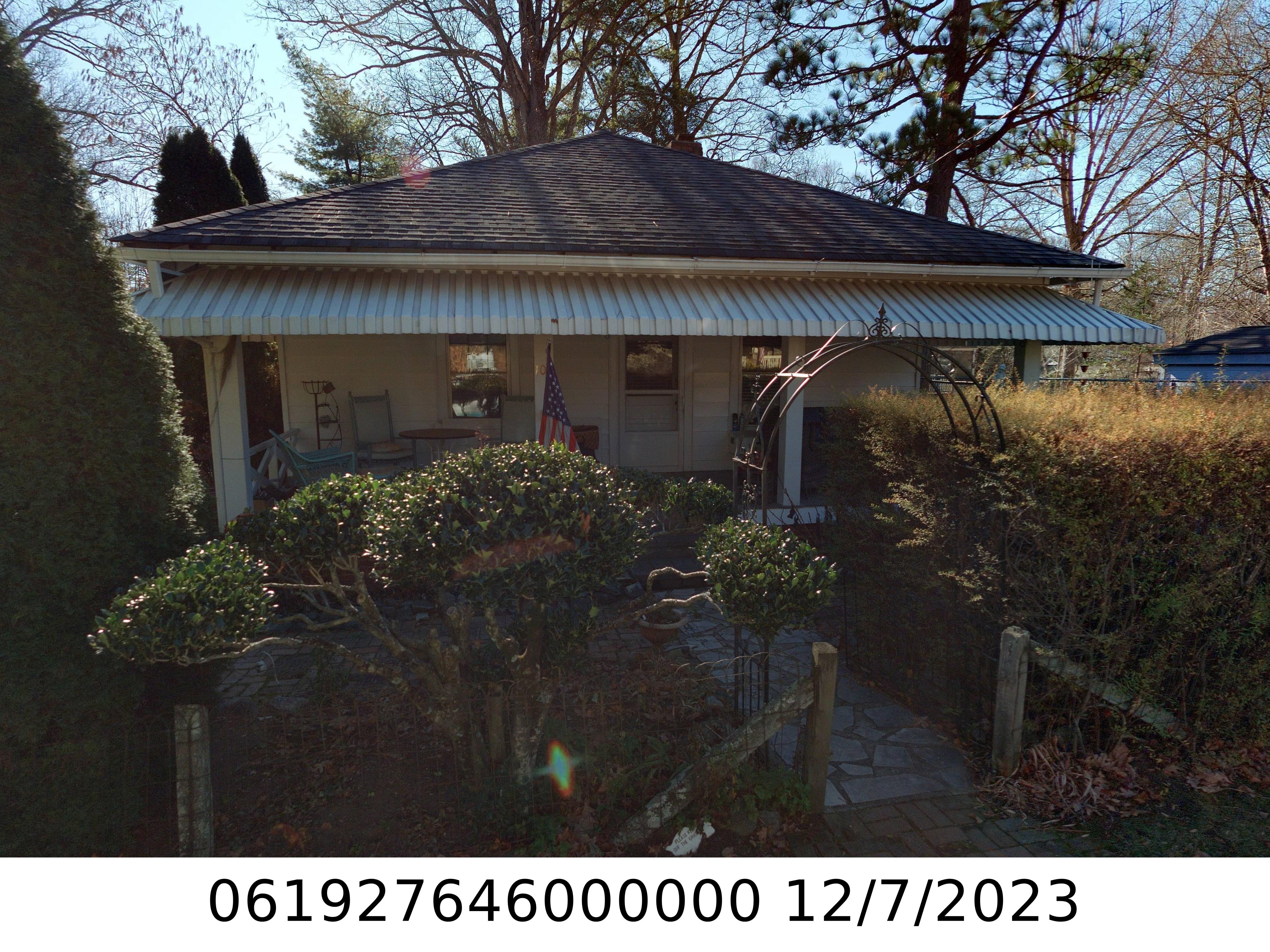 A picture of the property located at 105 E CONNALLY ST, BLACK MOUNTAIN NC 28711.
