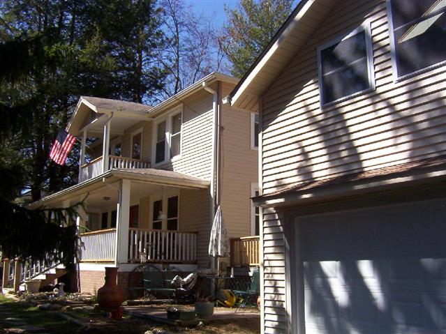 A picture of the property located at 100 E CONNALLY ST, BLACK MOUNTAIN NC 28711.