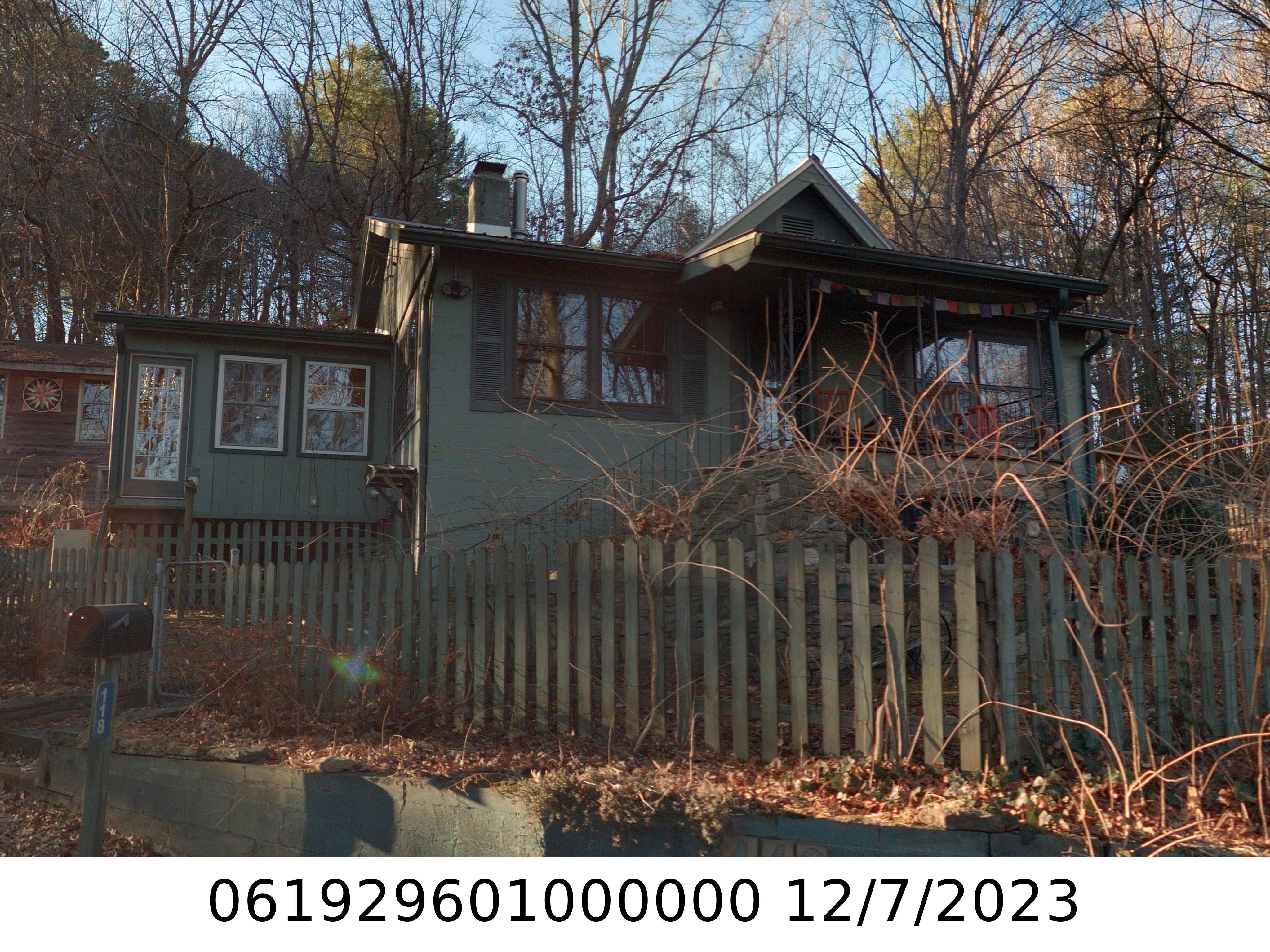 A picture of the property located at 118 BEECH ST, BLACK MOUNTAIN NC 28711.