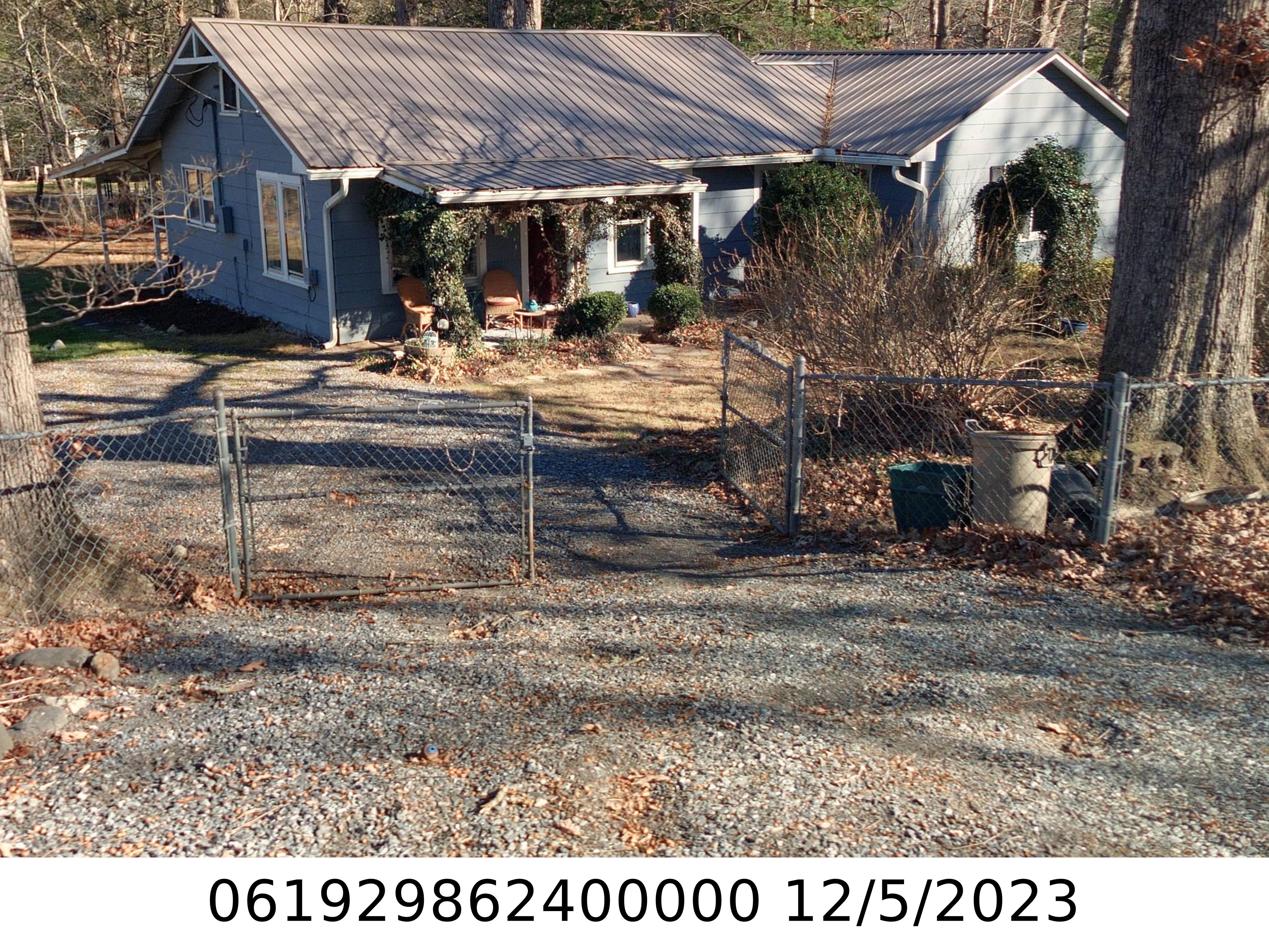 A picture of the property located at 114 NORTH FORK RD, BLACK MOUNTAIN NC 28711.