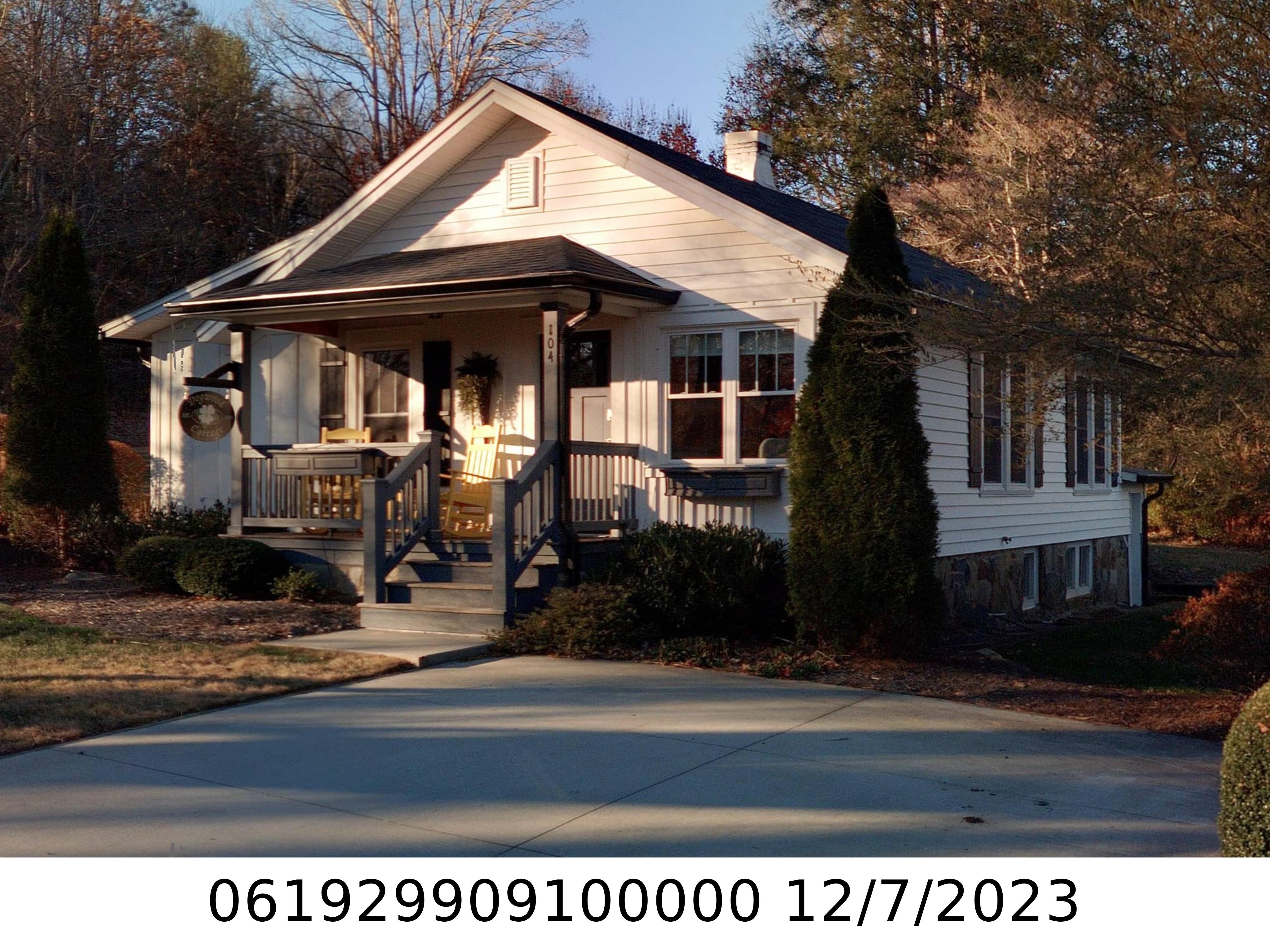 A picture of the property located at 104 BEECH ST, BLACK MOUNTAIN NC 28711.