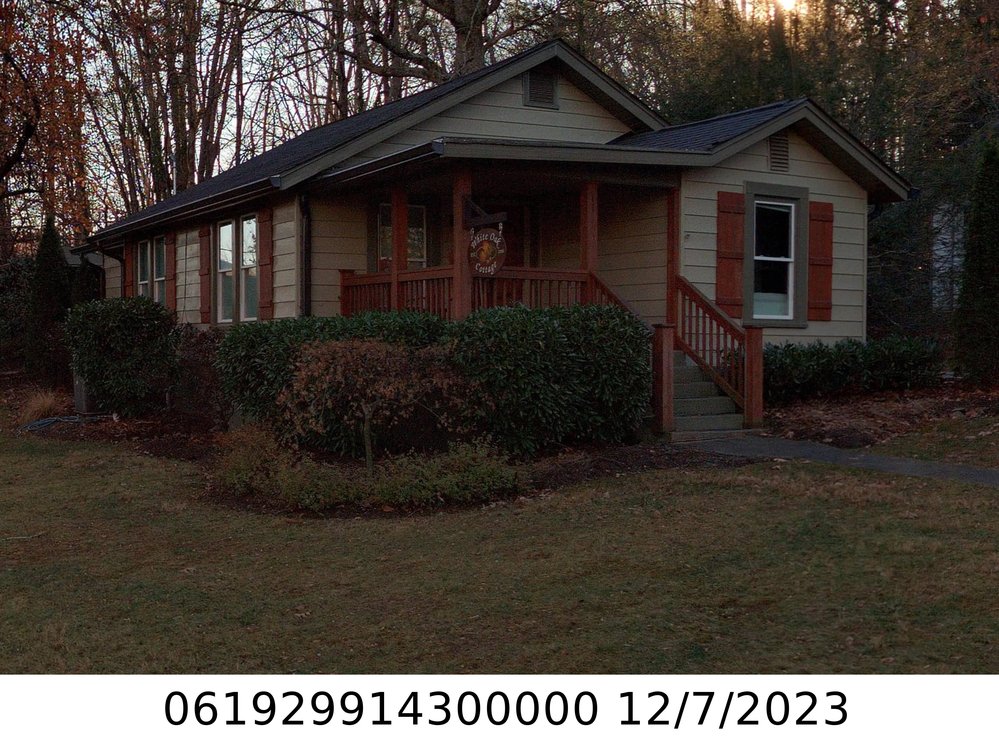A picture of the property located at 11 IROQUOIS ST, BLACK MOUNTAIN NC 28711.