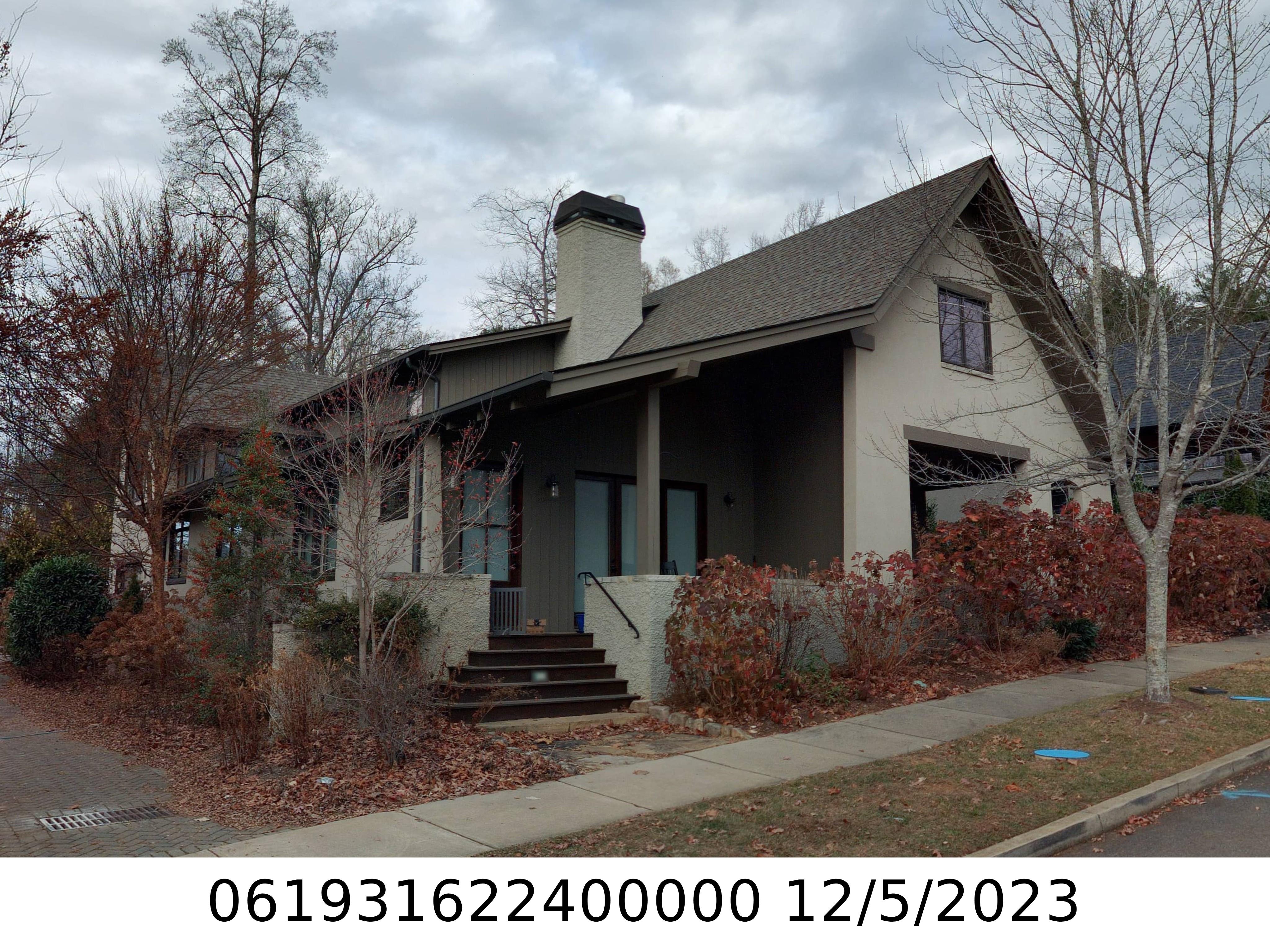 A picture of the property located at 20 KEATS RD, BLACK MOUNTAIN NC 28711.