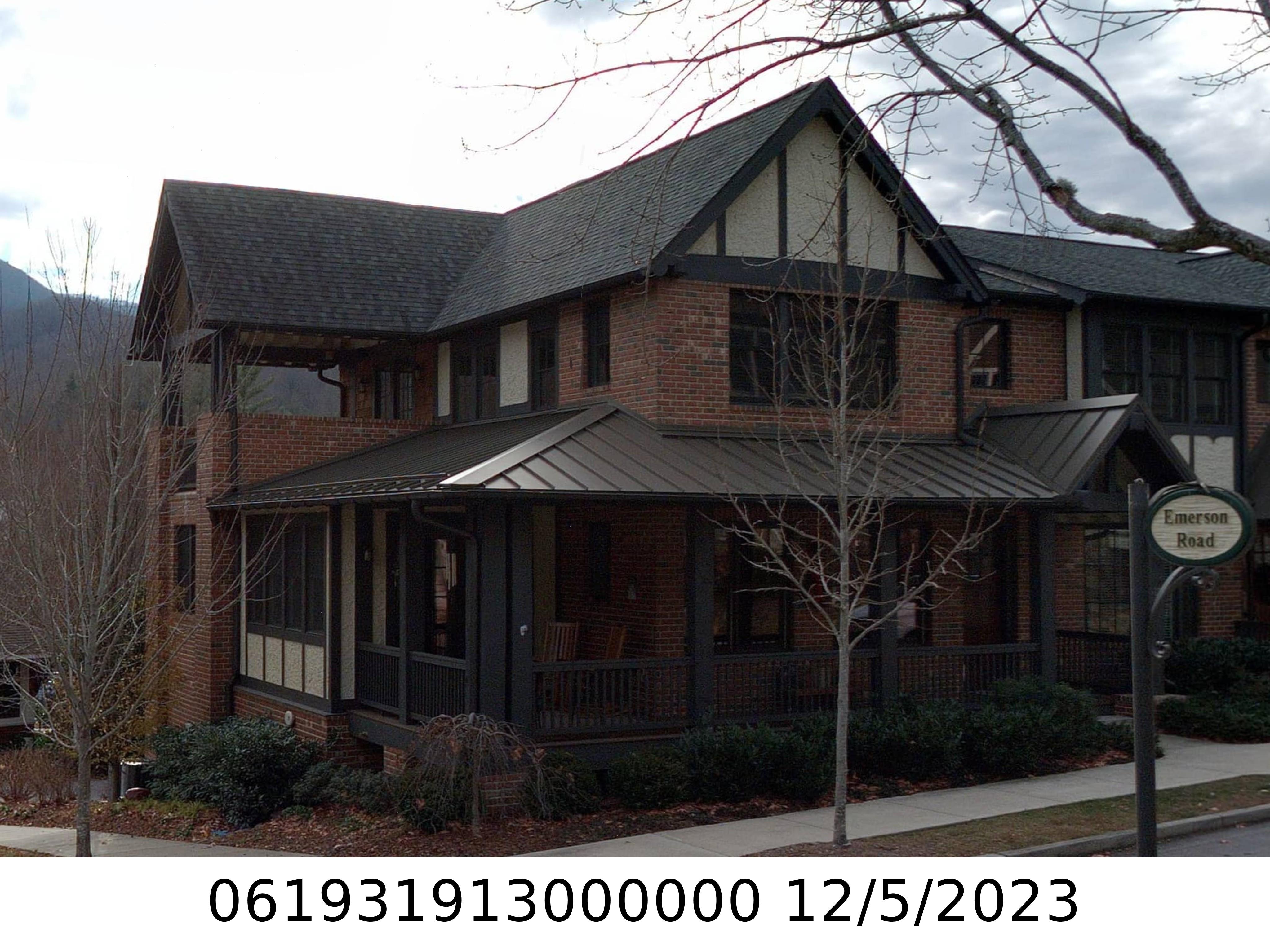 A picture of the property located at 15 FITZGERALD RD, BLACK MOUNTAIN NC 28711.