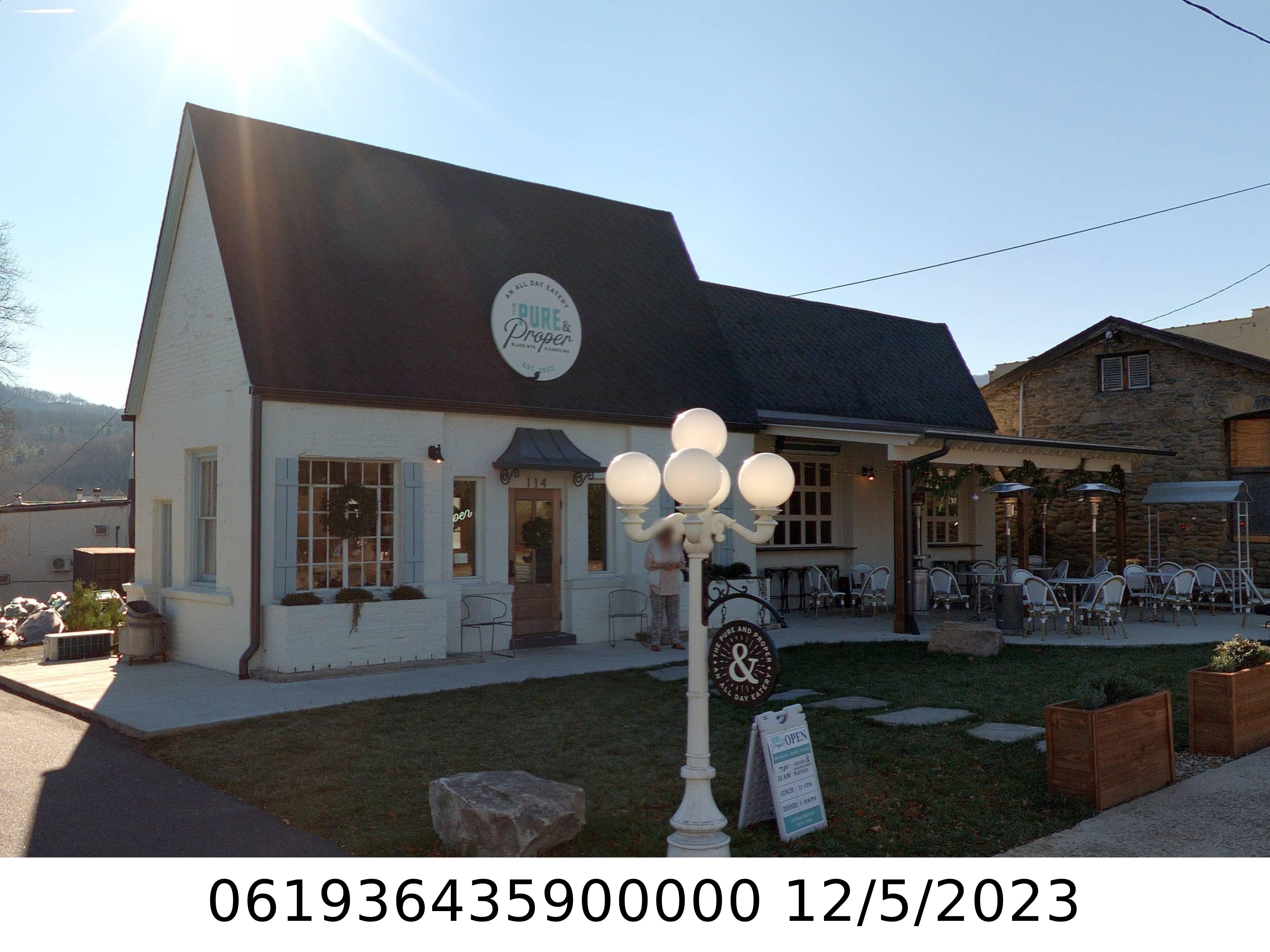 A picture of the property located at 114 E STATE ST, BLACK MOUNTAIN NC 28711.