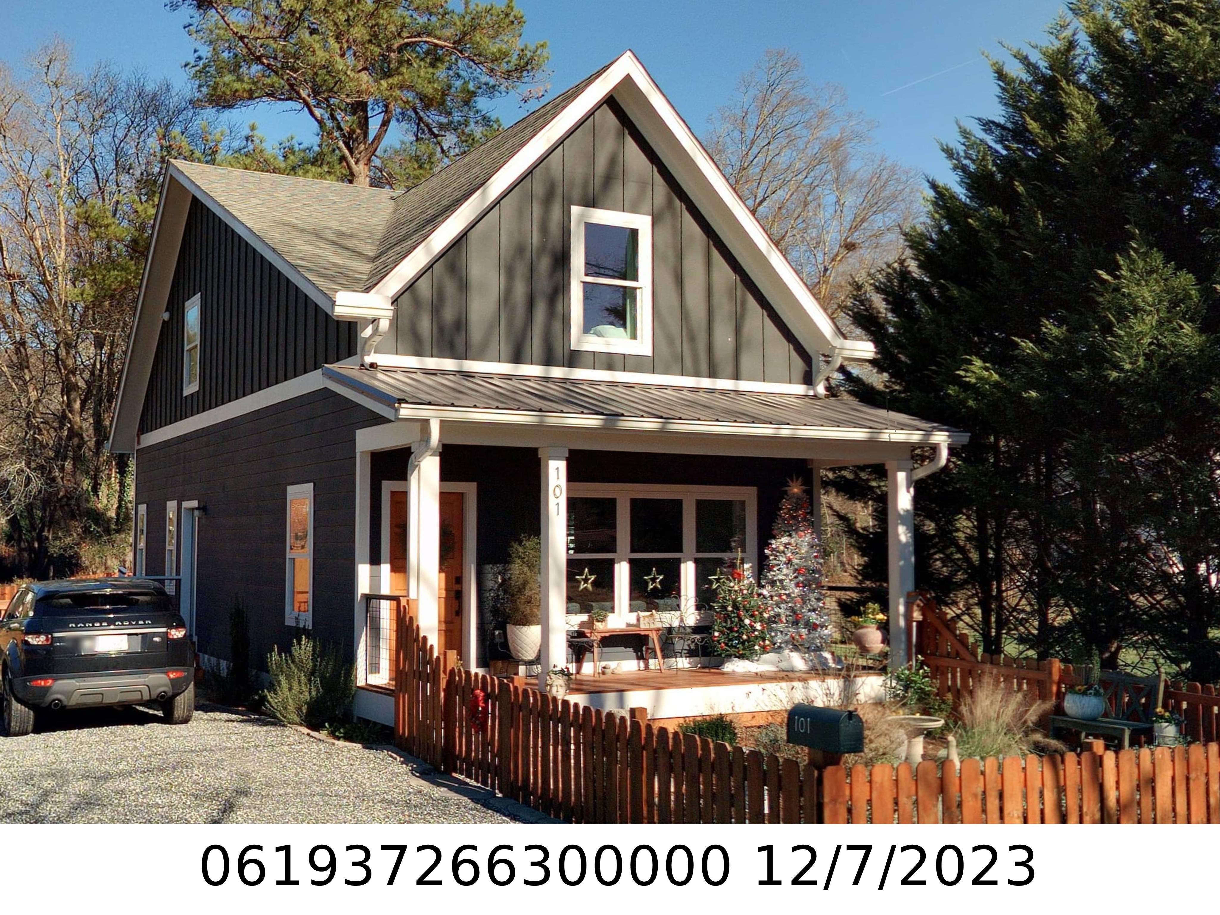 A picture of the property located at 101 FIRST ST, BLACK MOUNTAIN NC 28711.