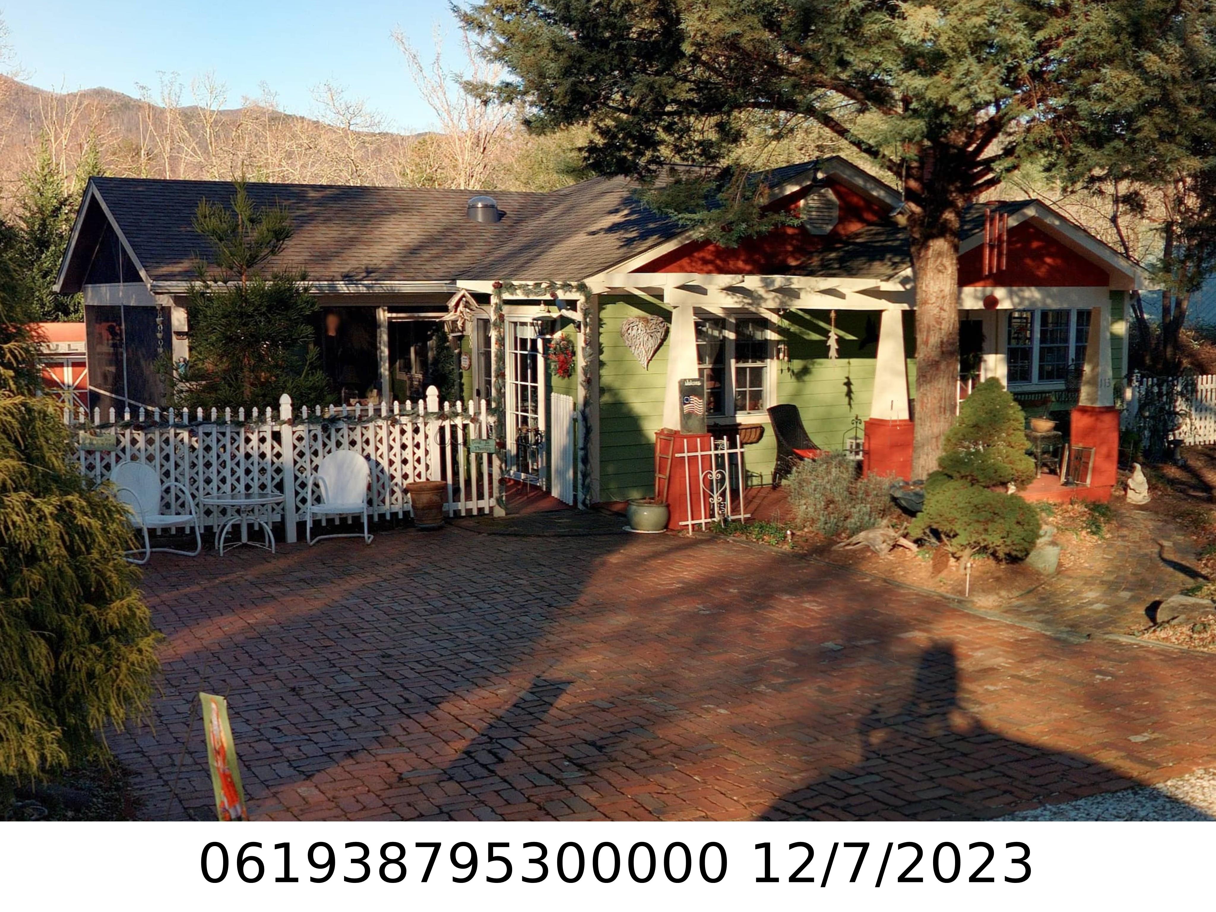A picture of the property located at 113 FIFTH ST, BLACK MOUNTAIN NC 28711.