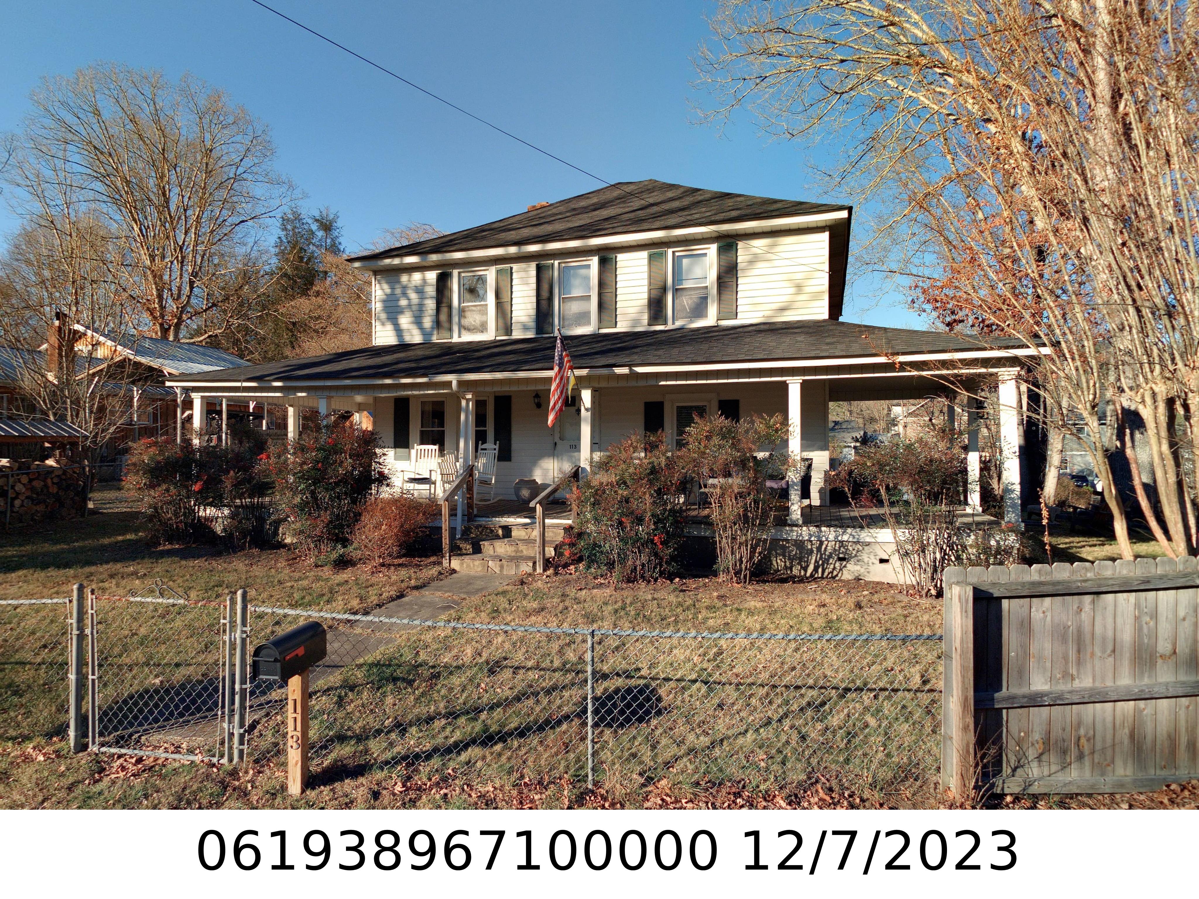 A picture of the property located at 113 FOURTH ST, BLACK MOUNTAIN NC 28711.