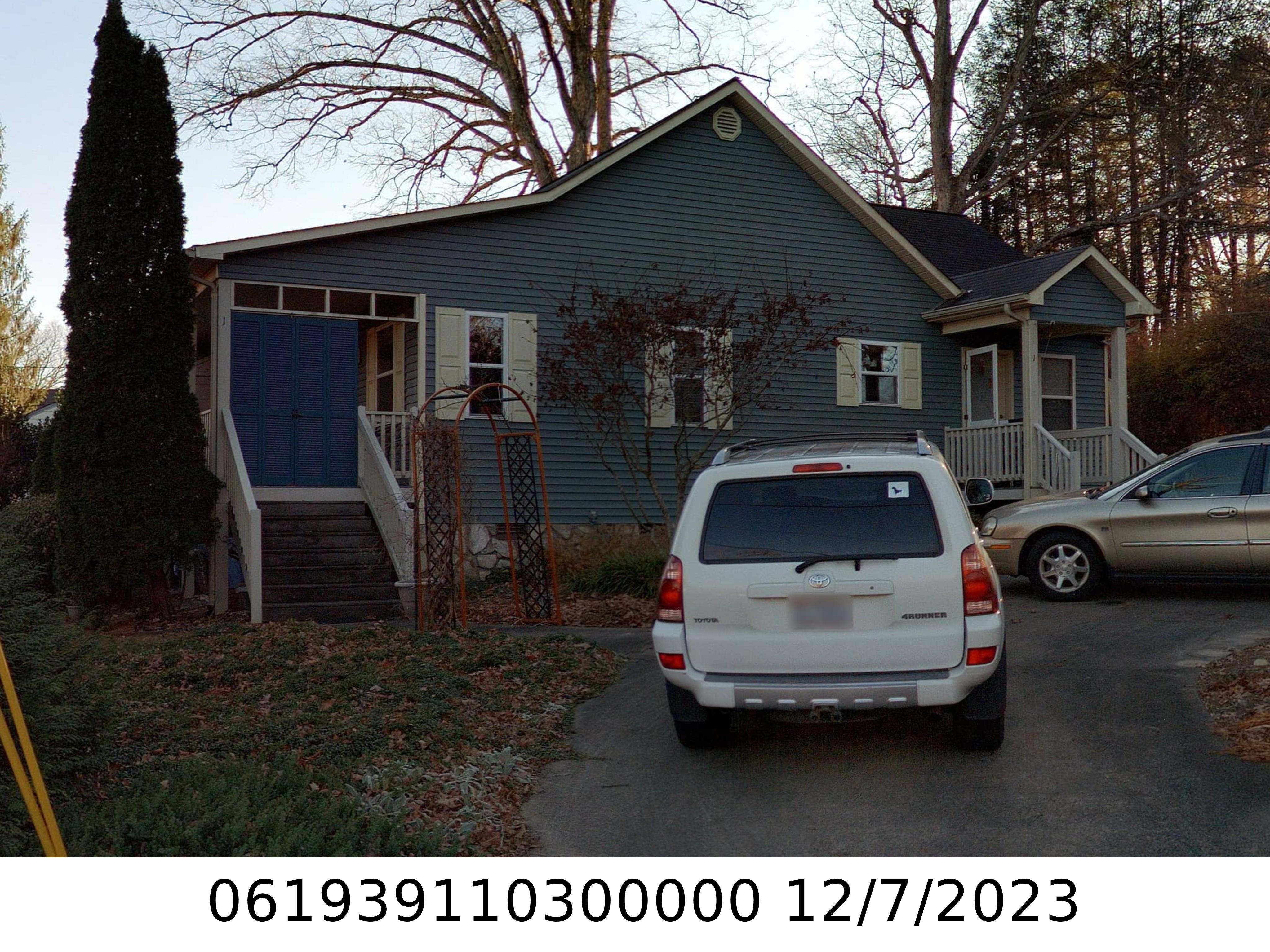 A picture of the property located at 1 IROQUOIS ST, BLACK MOUNTAIN NC 28711.
