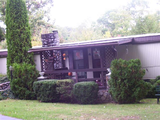 A picture of the property located at 101 SIXTH ST, BLACK MOUNTAIN NC 28711.