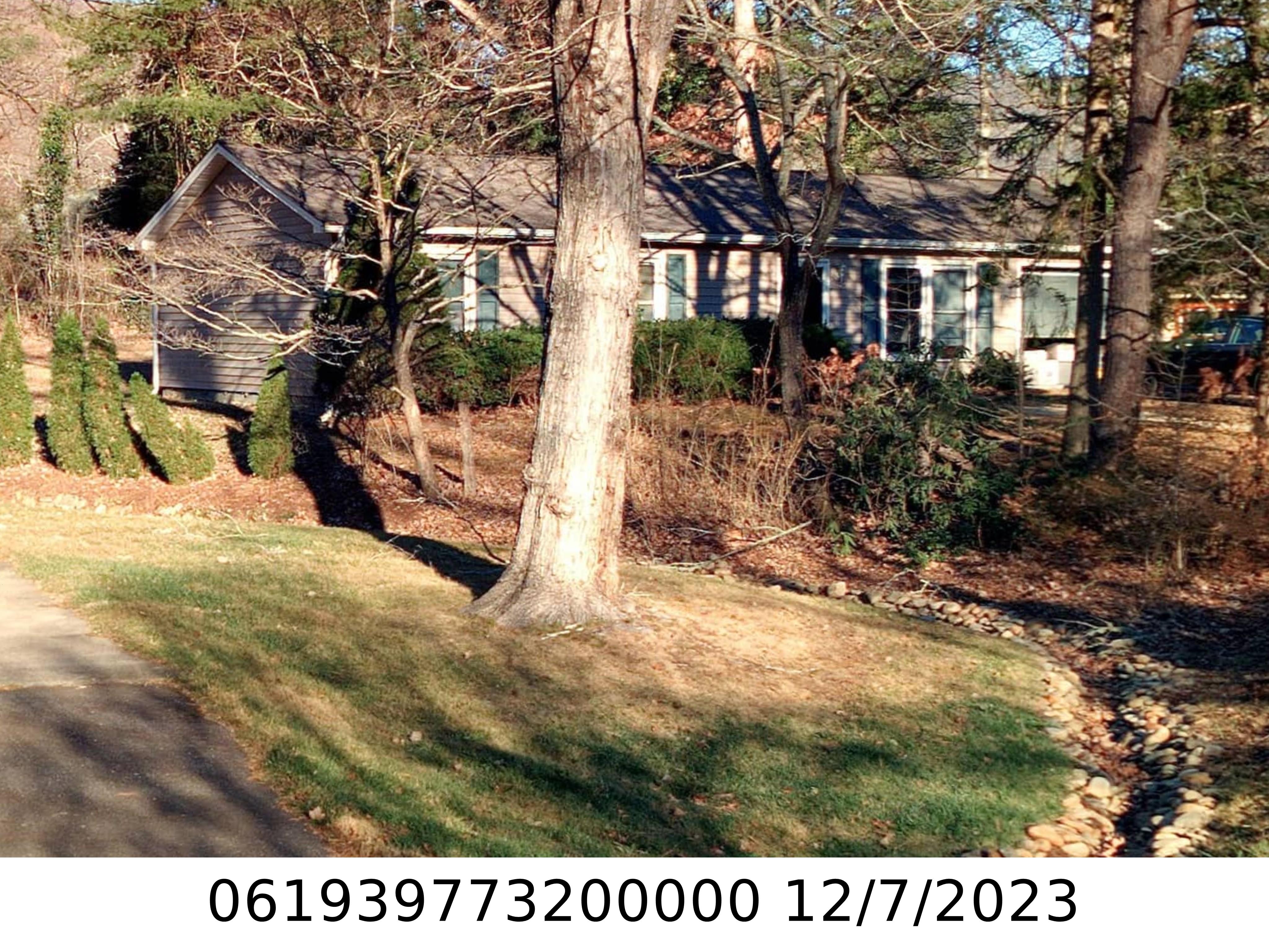 A picture of the property located at 98 SPRING LN, BLACK MOUNTAIN NC 28711.