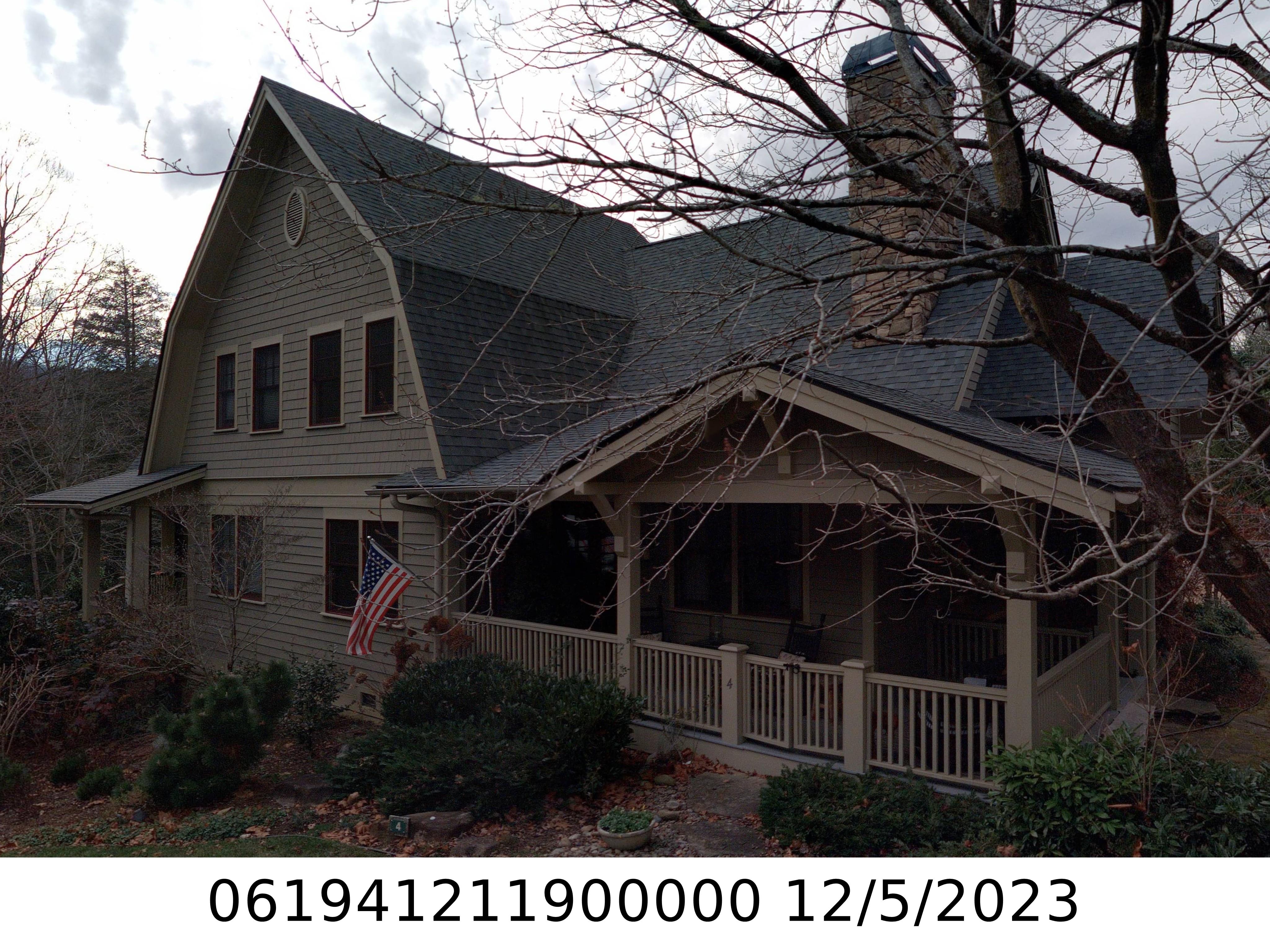 A picture of the property located at 4 SHAKESPEARE CIR, BLACK MOUNTAIN NC 28711.