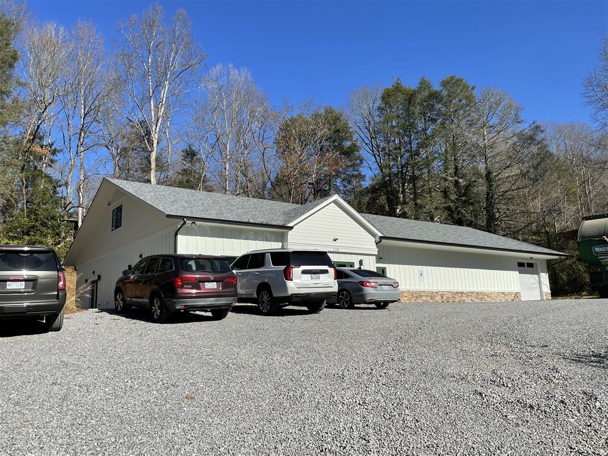 A picture of the property located at 120 RANDOLPH AVE, BLACK MOUNTAIN NC 28711.
