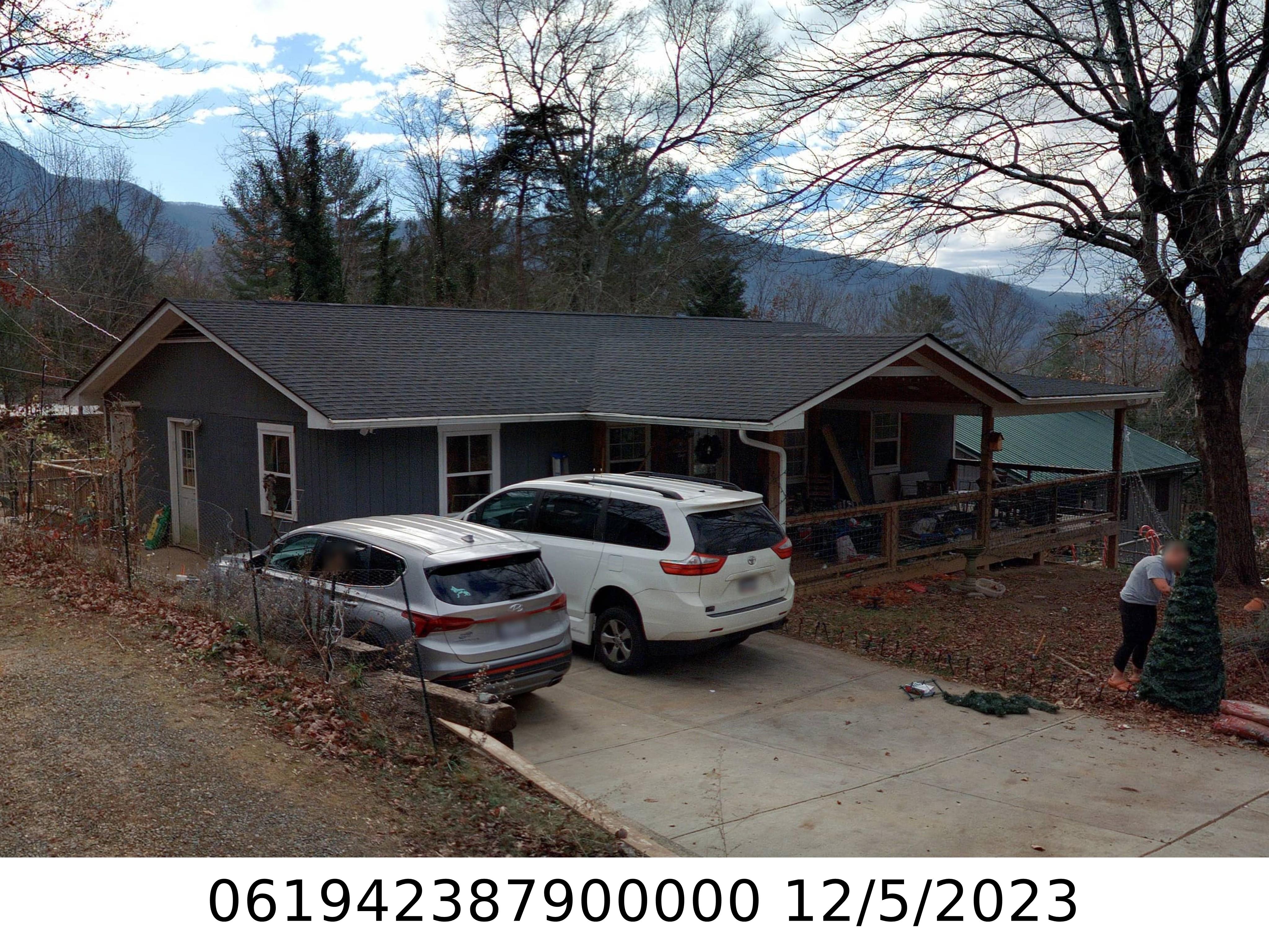 A picture of the property located at 106 W VIEW AVE, BLACK MOUNTAIN NC 28711.