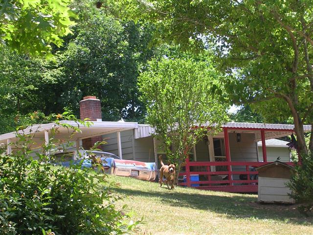 A picture of the property located at 110 W VIEW AVE # A, BLACK MOUNTAIN NC 28711.