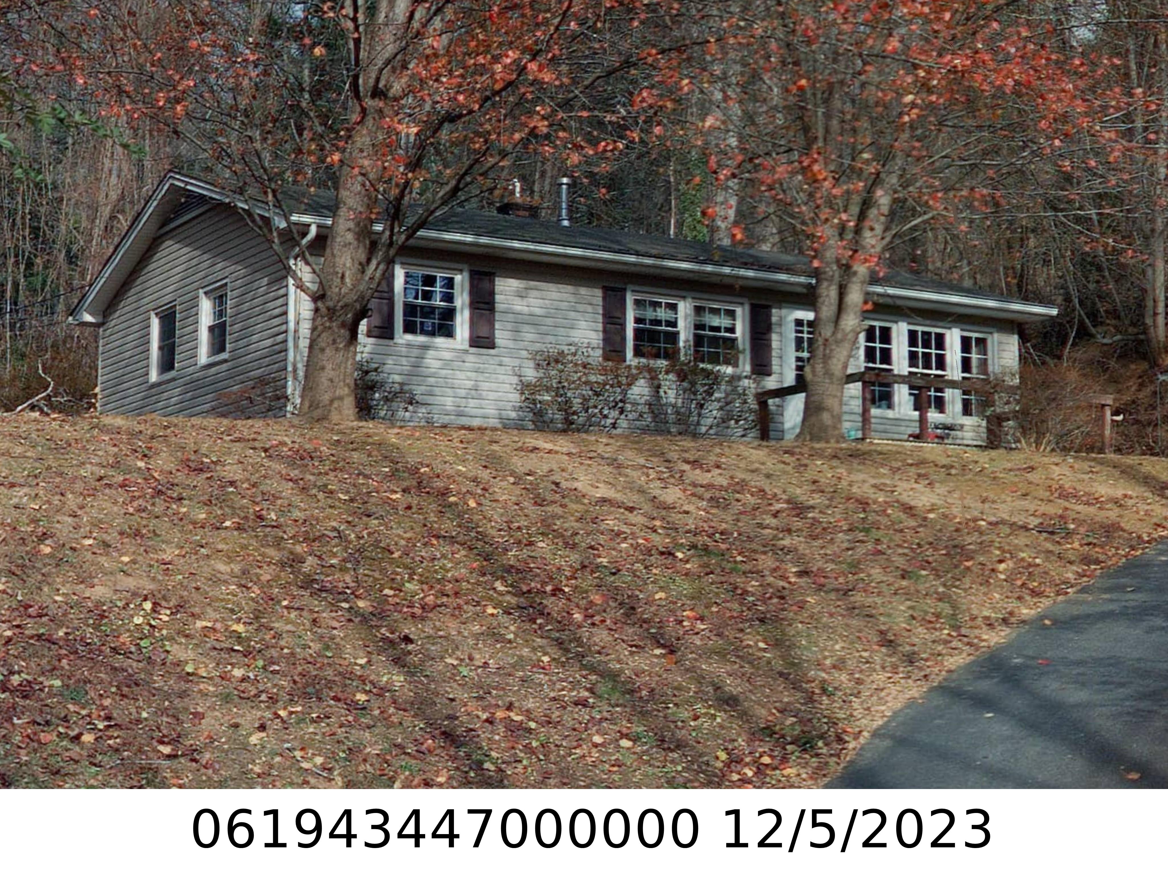 A picture of the property located at 109 DALTON ST, BLACK MOUNTAIN NC 28711.